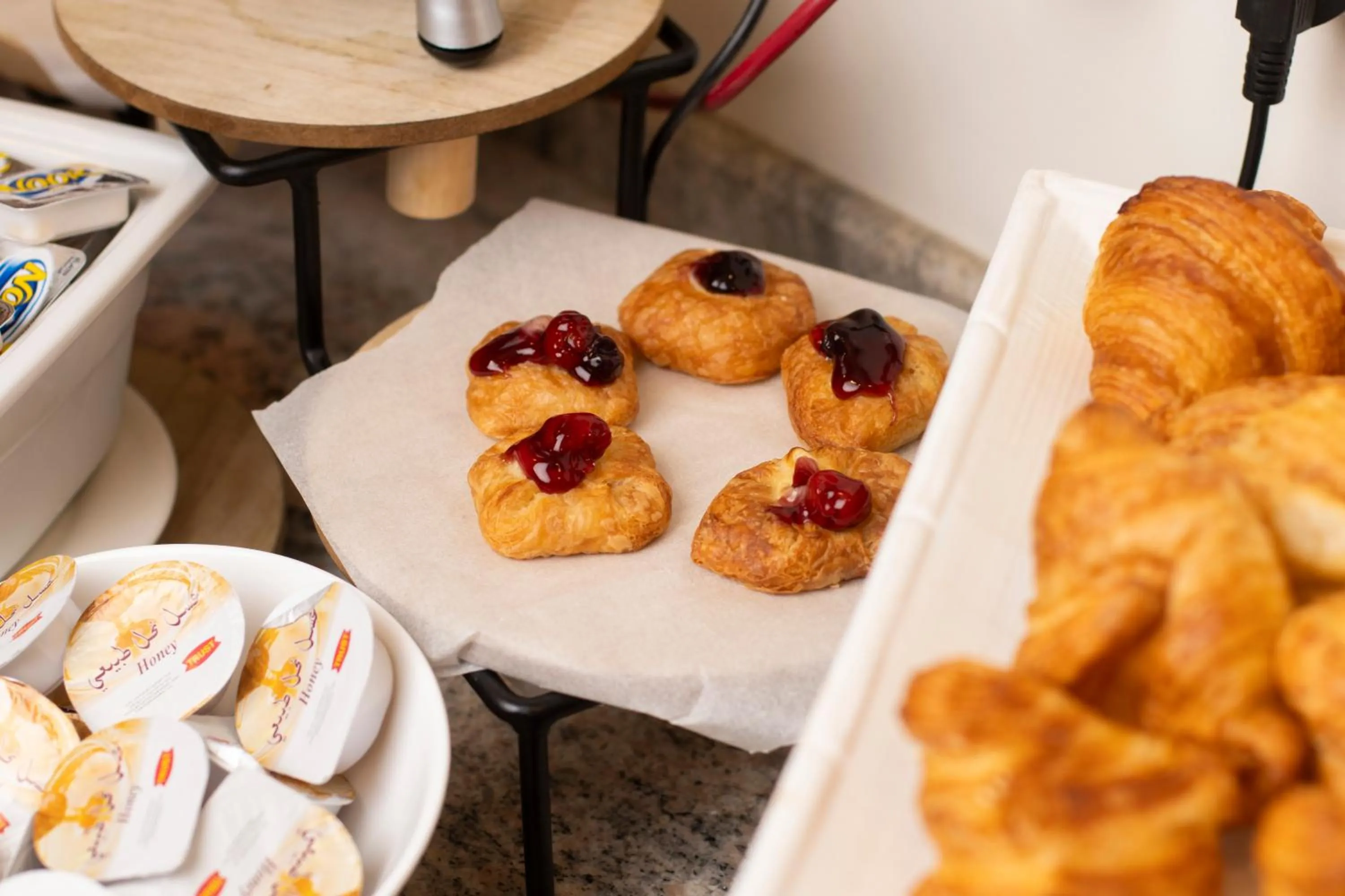 Food and drinks in Luciana Hotel by FHM