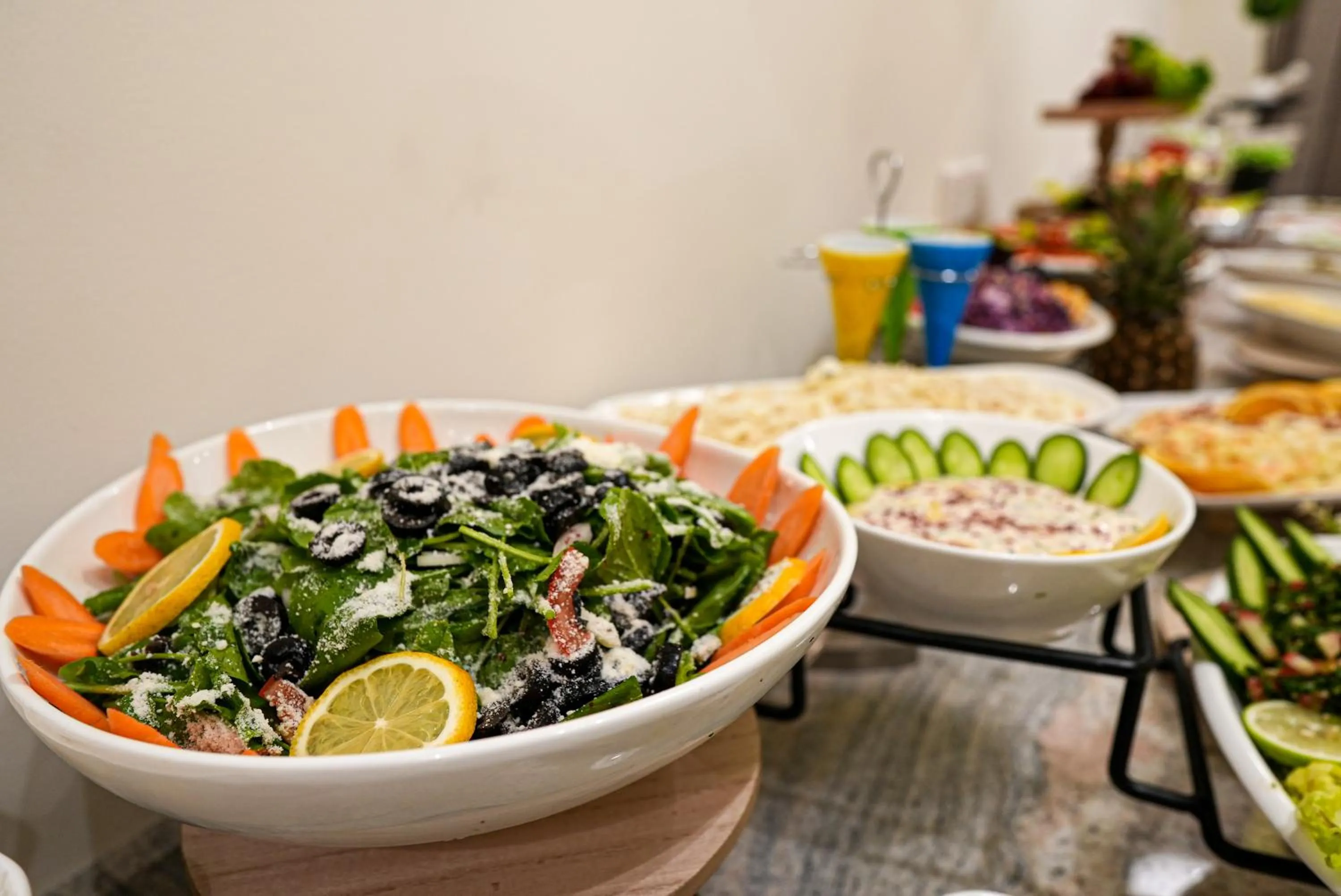 Restaurant/places to eat in Luciana Hotel by FHM