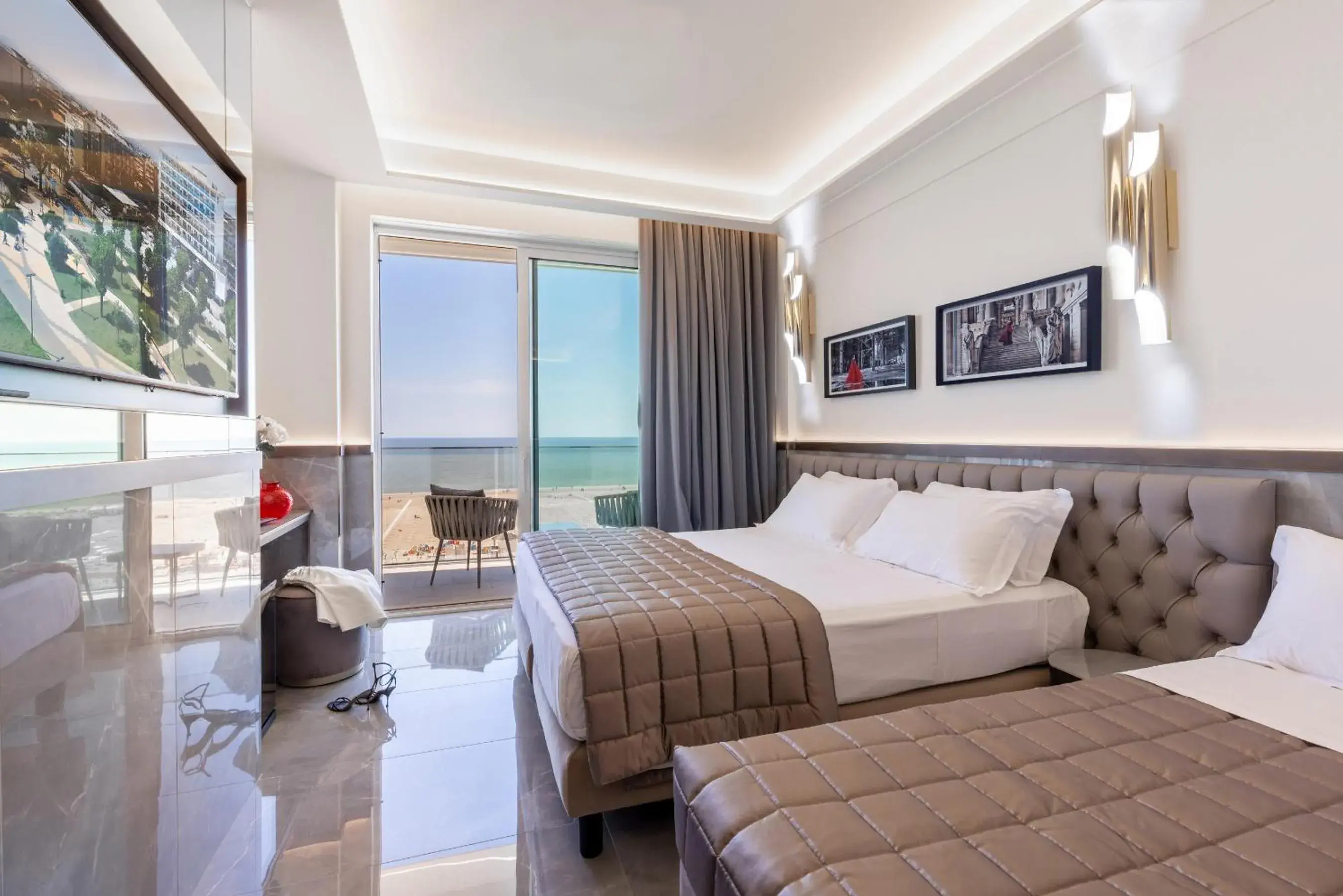 View (from property/room), Bed in Hotel Sporting View (from property/room), Bed in Hotel Sporting