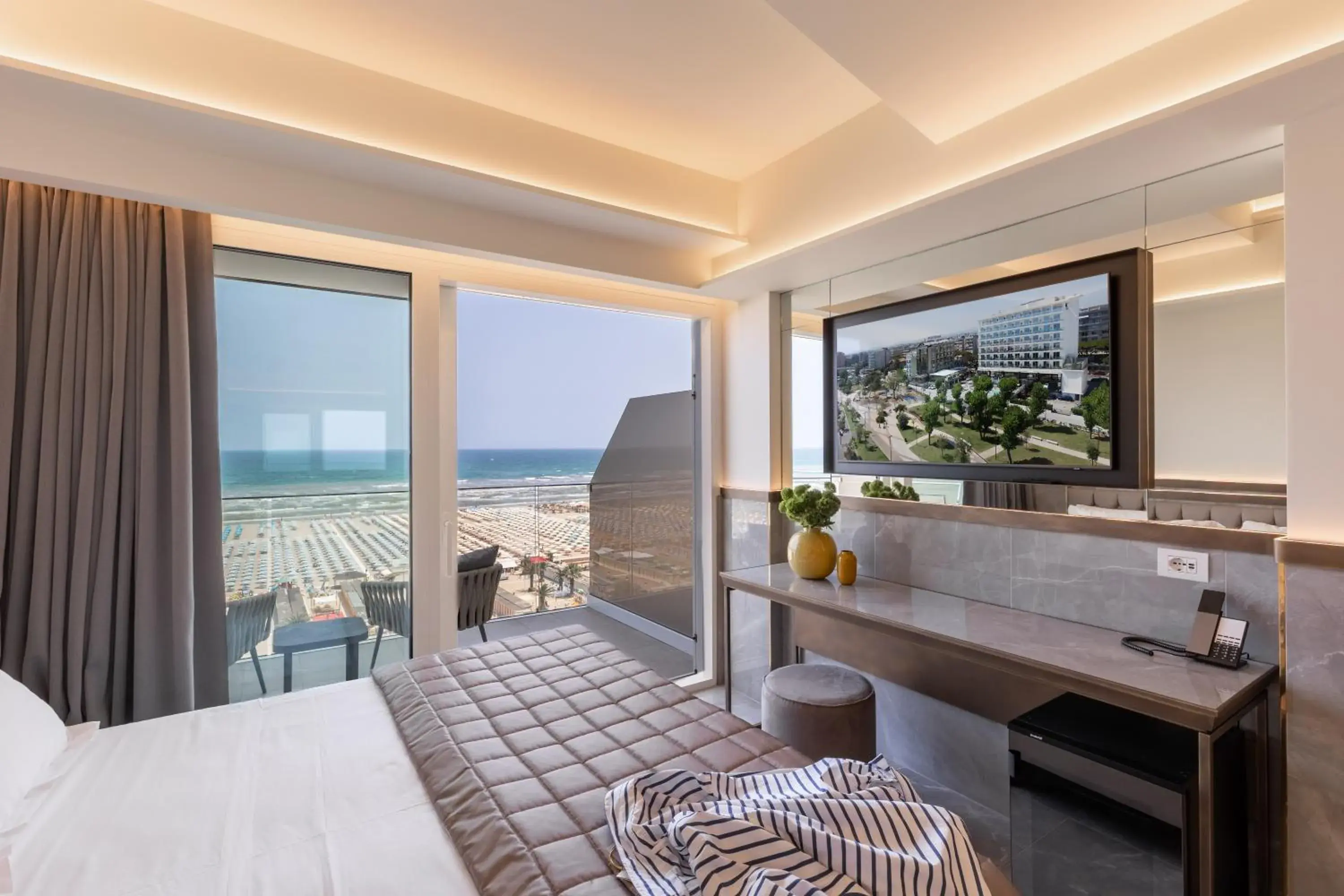 Sea view, Bed in Hotel Sporting Sea view, Bed in Hotel Sporting