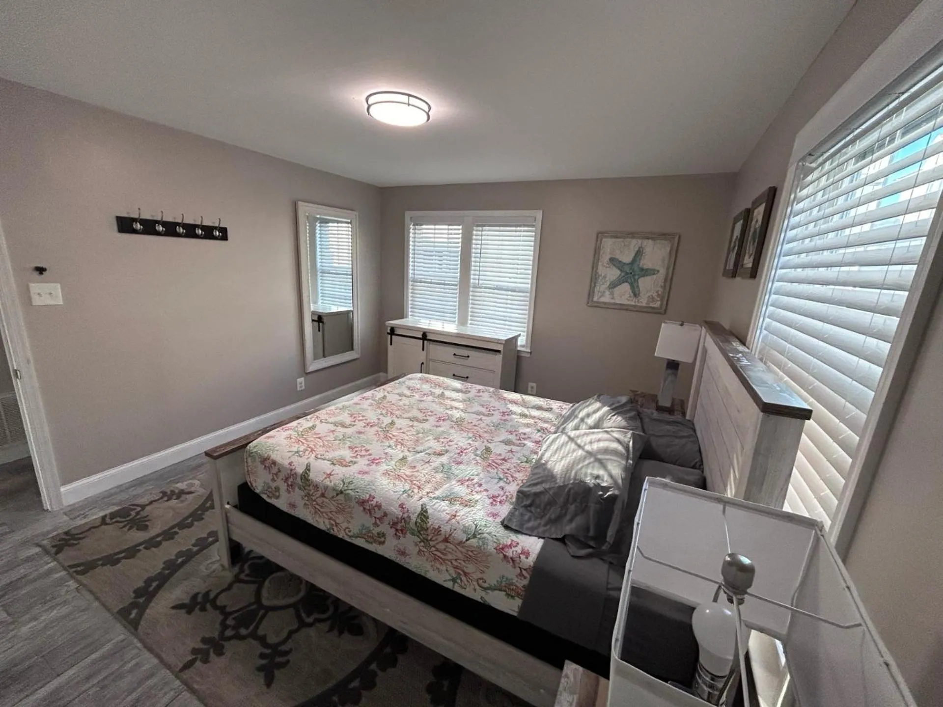 Bedroom, Bed in Beach Block Parking Modern Decor Porch