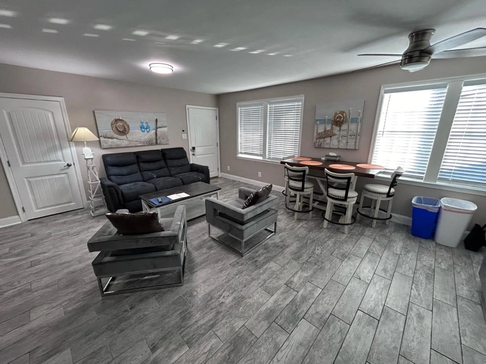 Living room in Beach Block Parking Modern Decor Porch