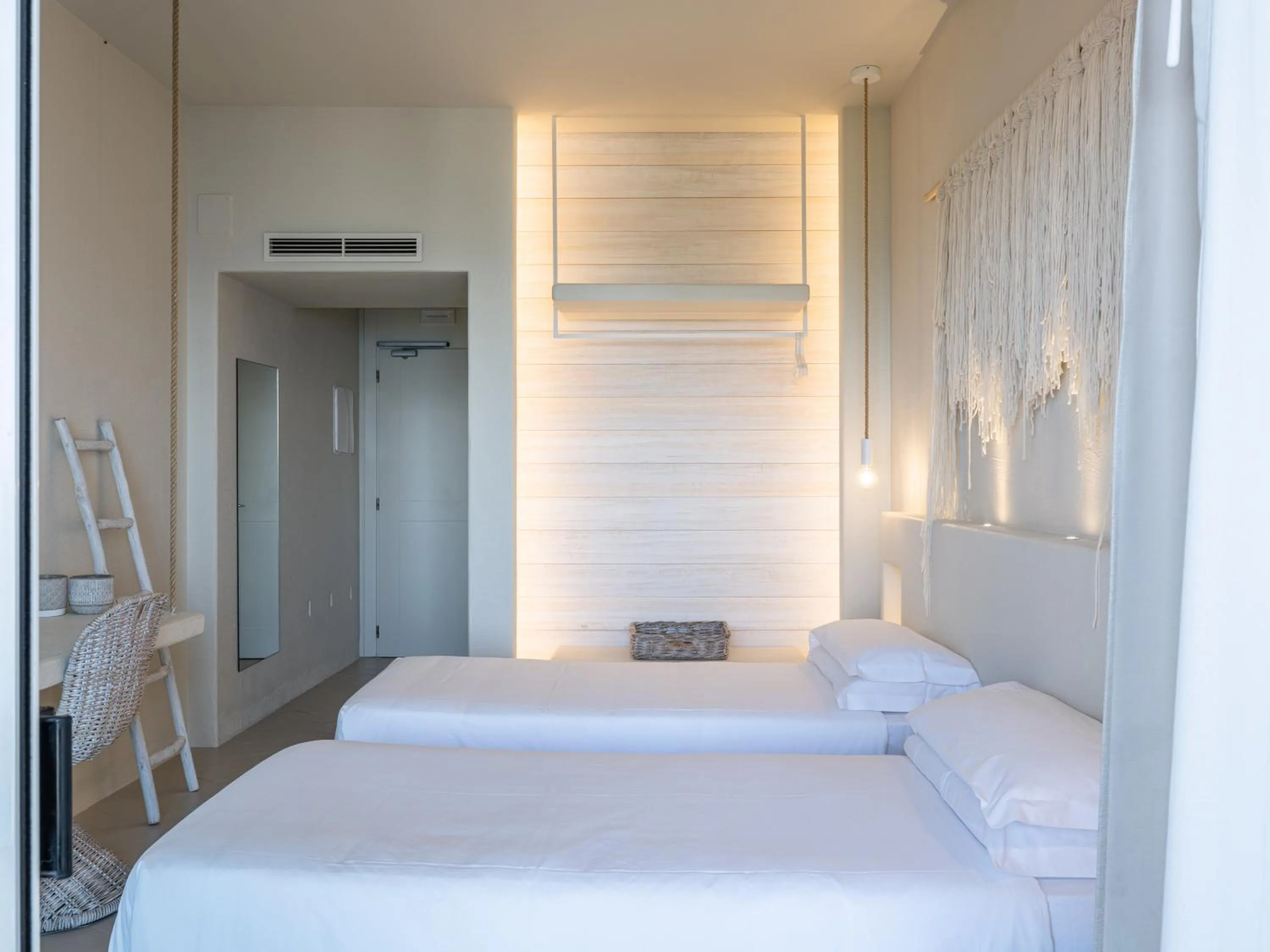 Photo of the whole room, Bed in La Chiave dei Trabocchi