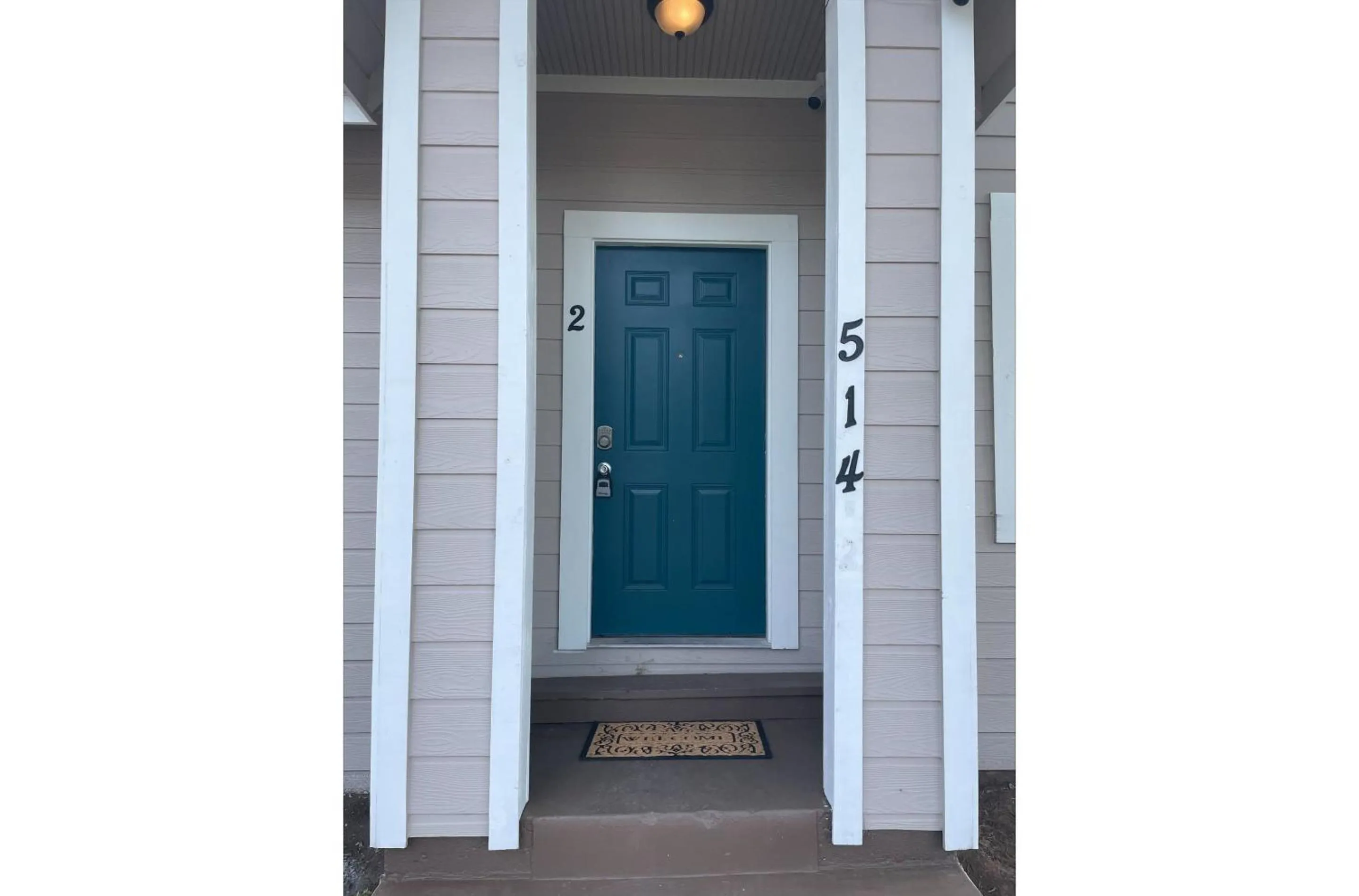 Facade/entrance in Fabulous Newly Renovated 2Br1Ba Near Downtown