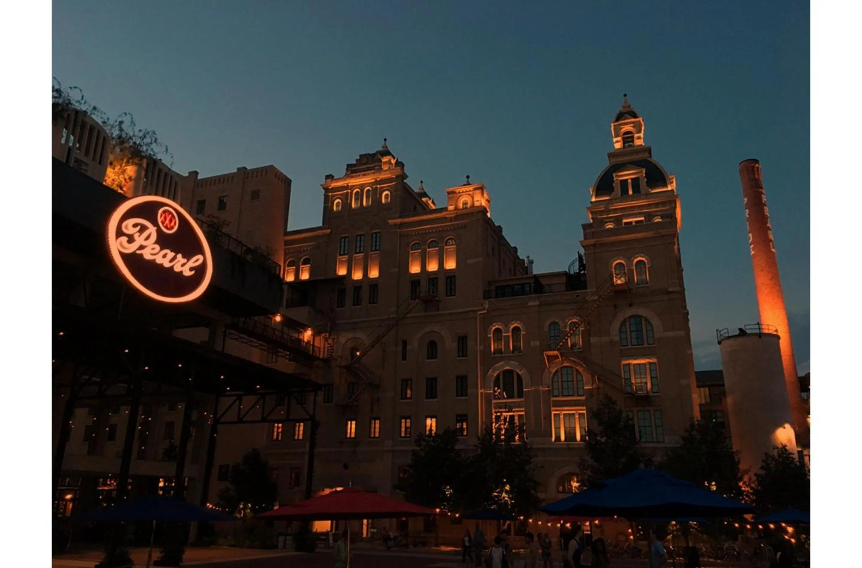 Stunning Cozy Downtown Guesthouse