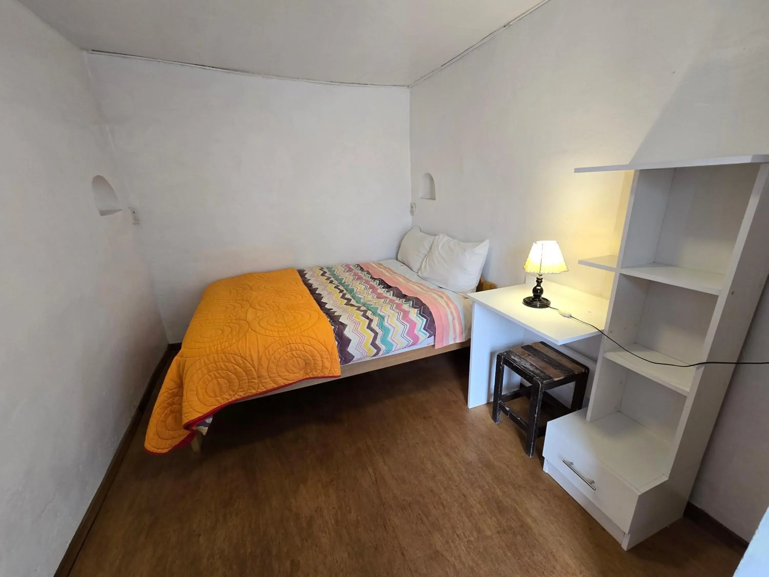 Budget Double Room in Barrio Inka B&B Budget Double Room in Barrio Inka B&B