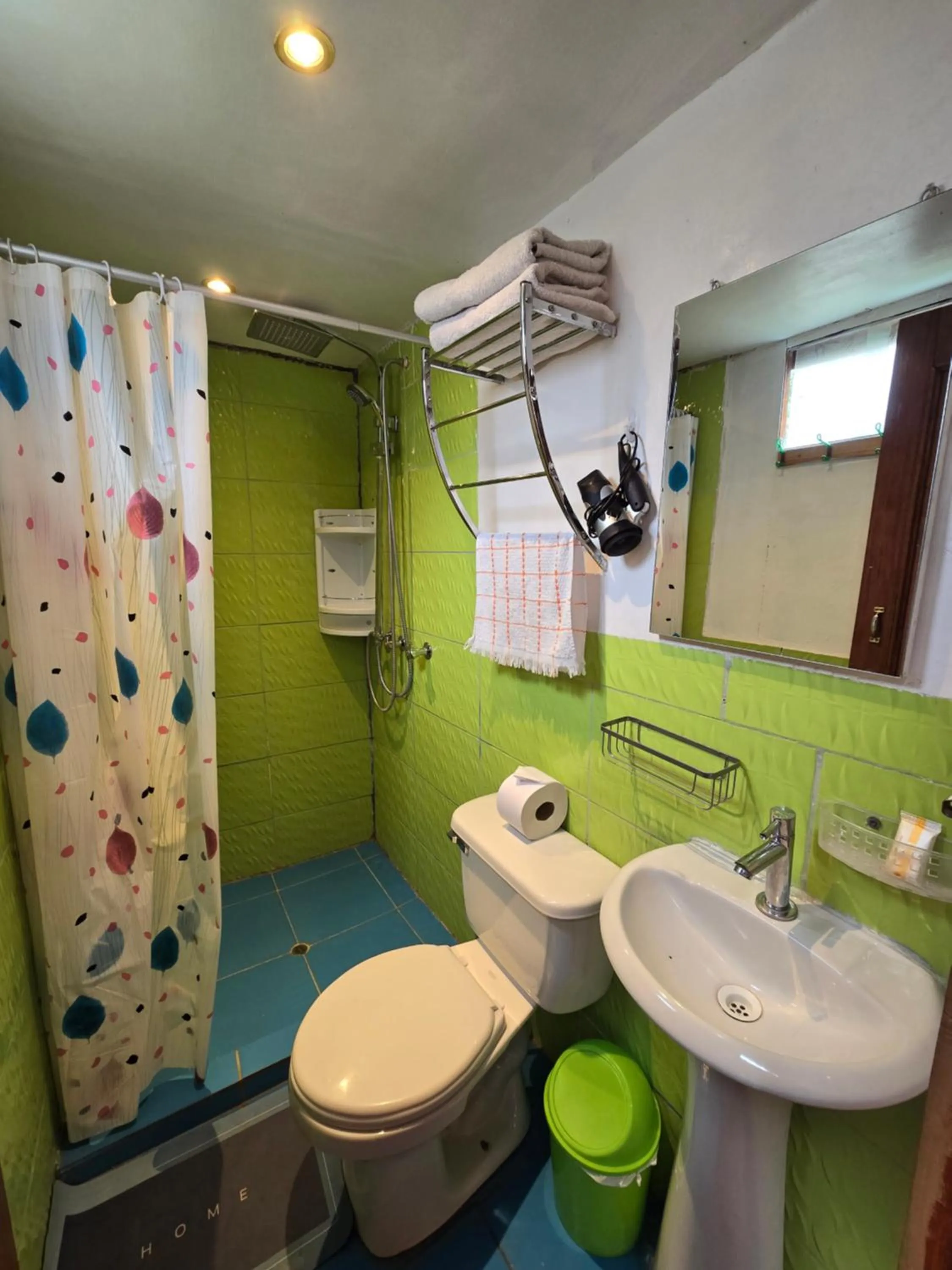 Shower in Barrio Inka B&B