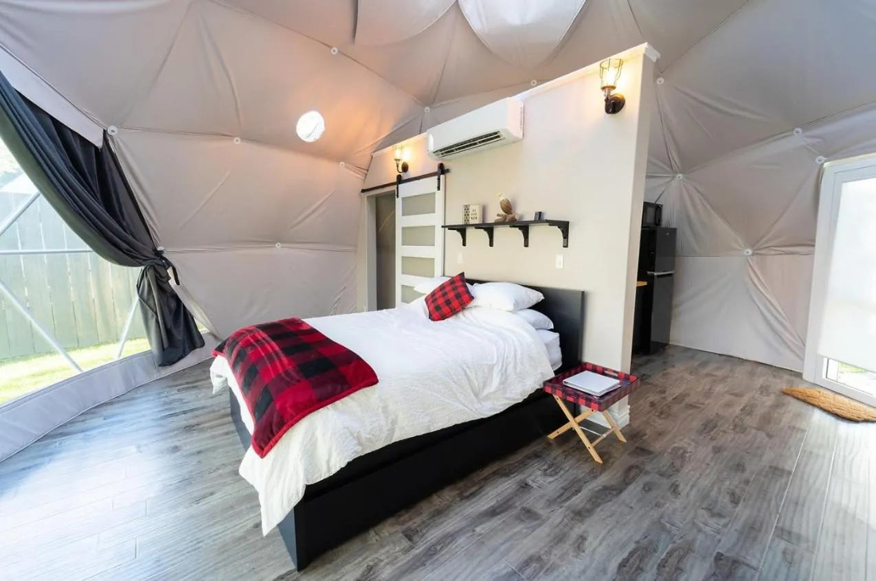 Bed in Gravity Luxury Domes