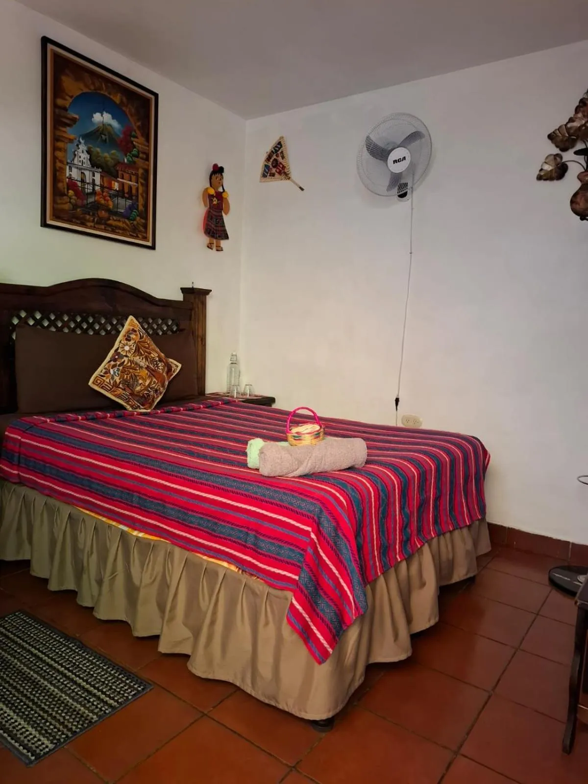 Photo of the whole room, Bed in Francisco's rest house hotel