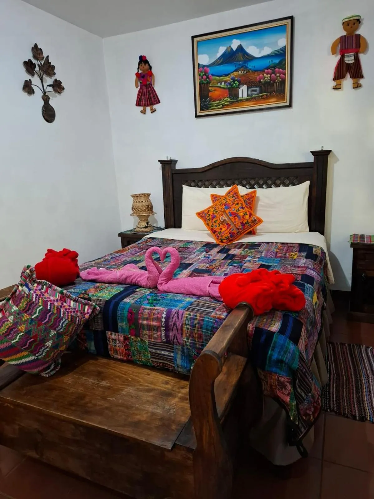 Photo of the whole room, Bed in Francisco's rest house hotel