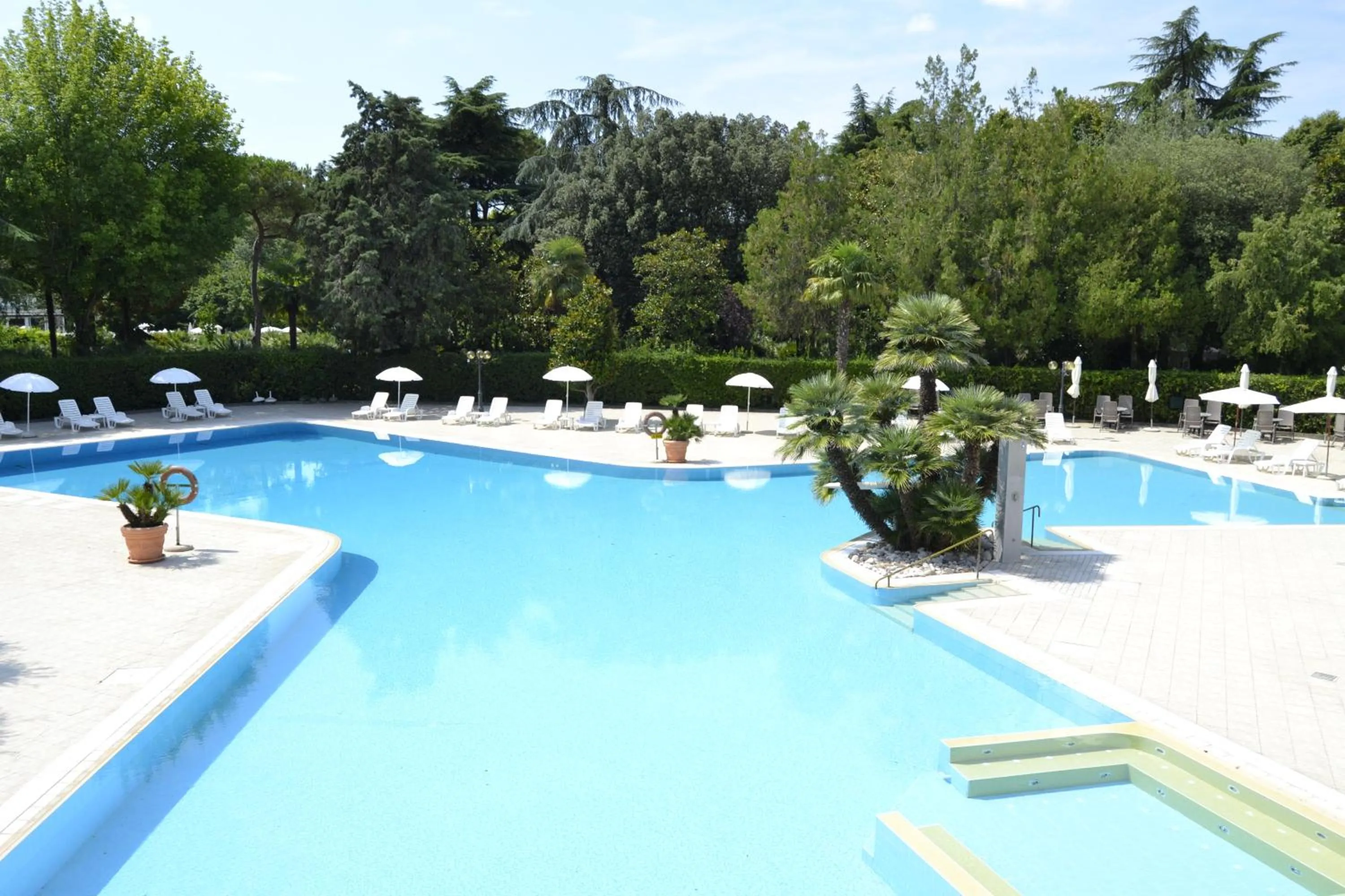 Swimming pool in Hotel Internazionale Terme