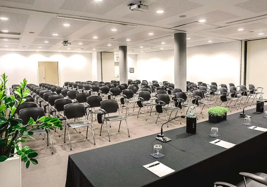 Sweet Hotel Sweet Hotel