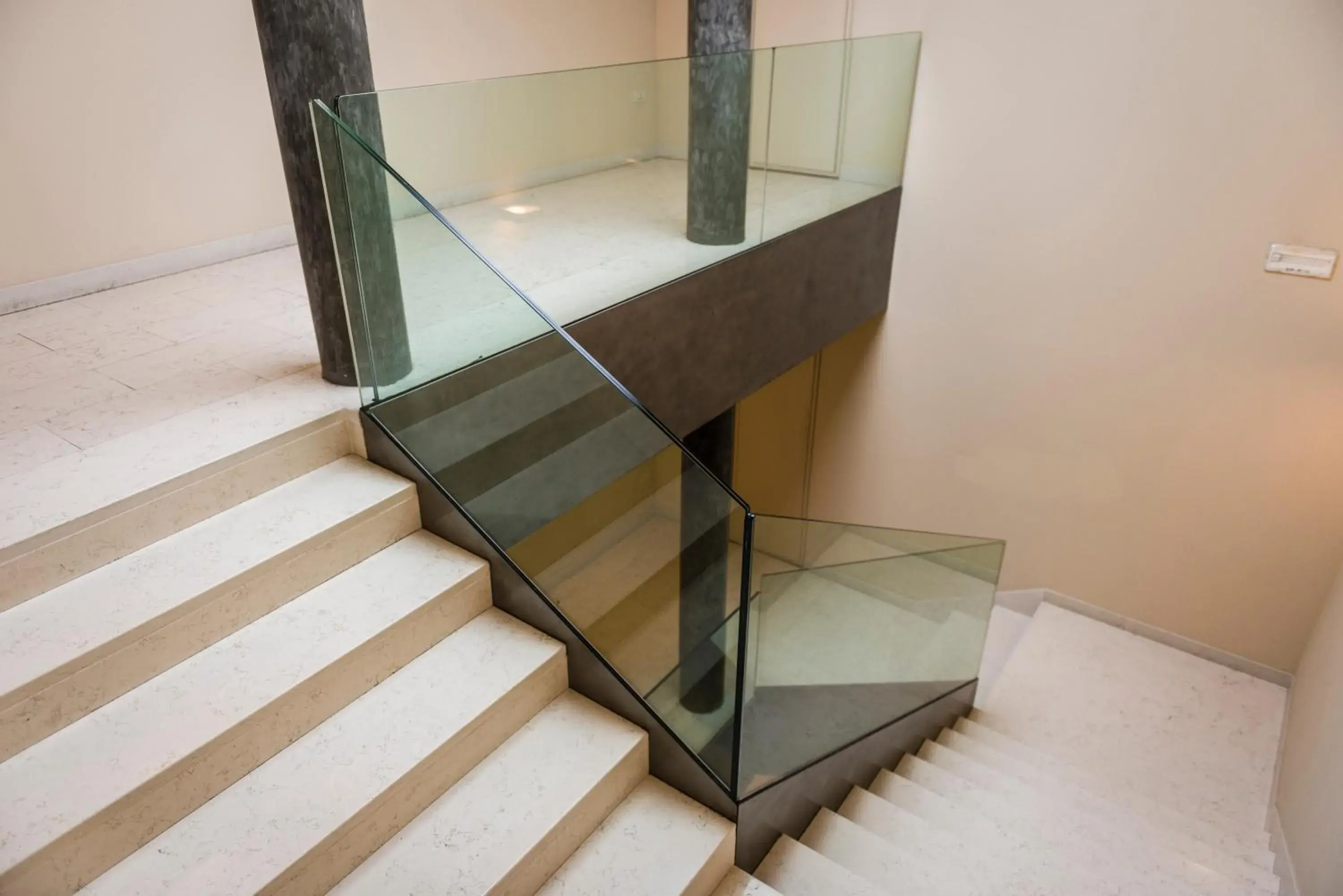 Sweet Hotel Sweet Hotel