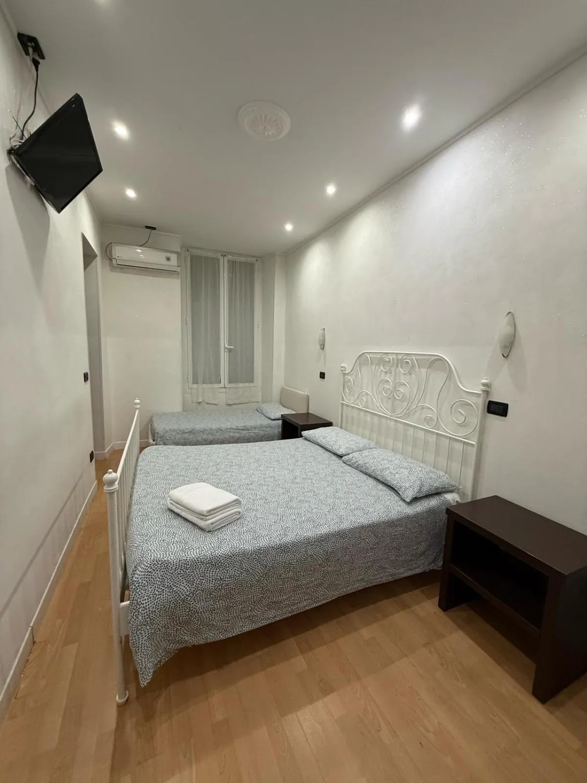 Large Double or Twin Room in Memole Inn Sanremo