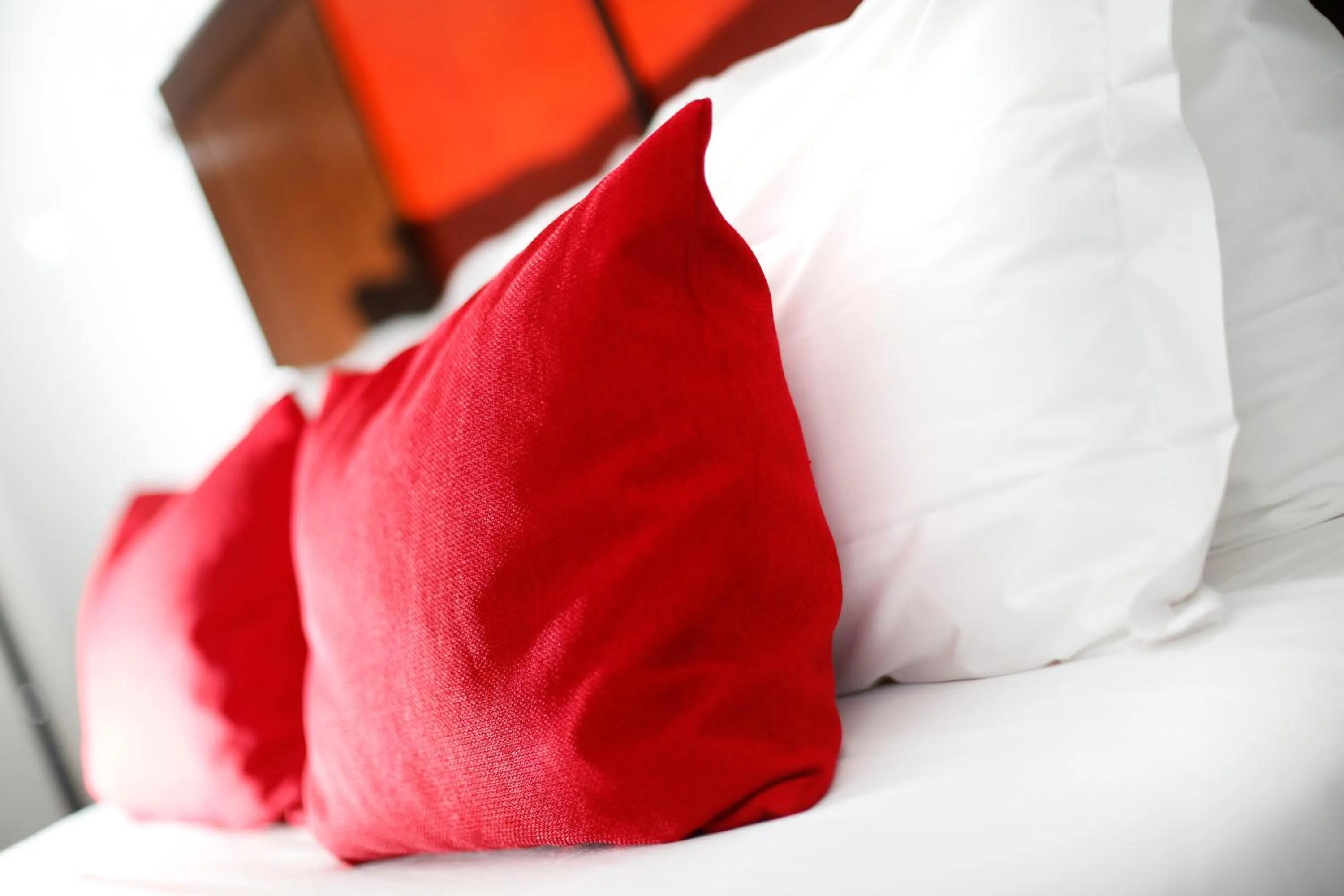 Shower, Bed in Hotel Holiday La Marca