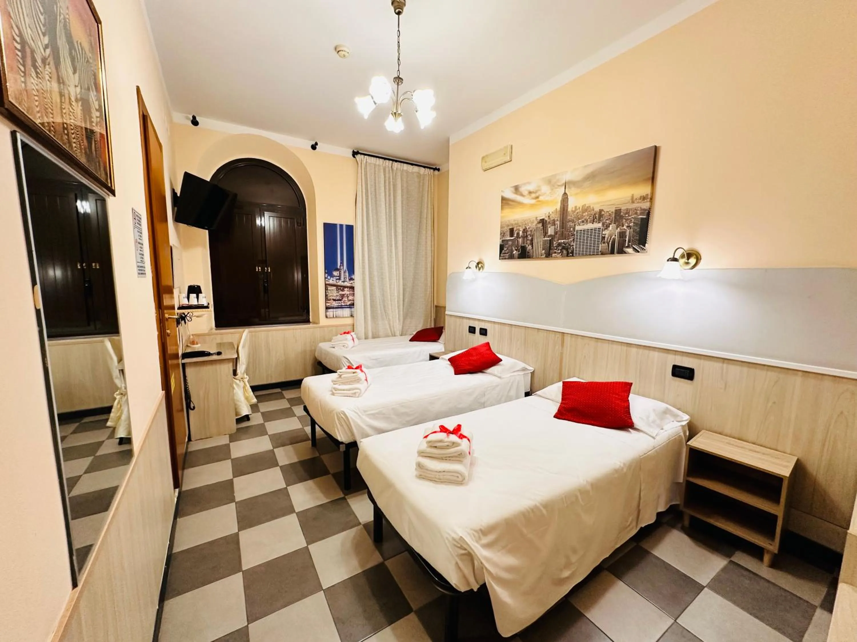 View (from property/room), Bed in Hotel Galata