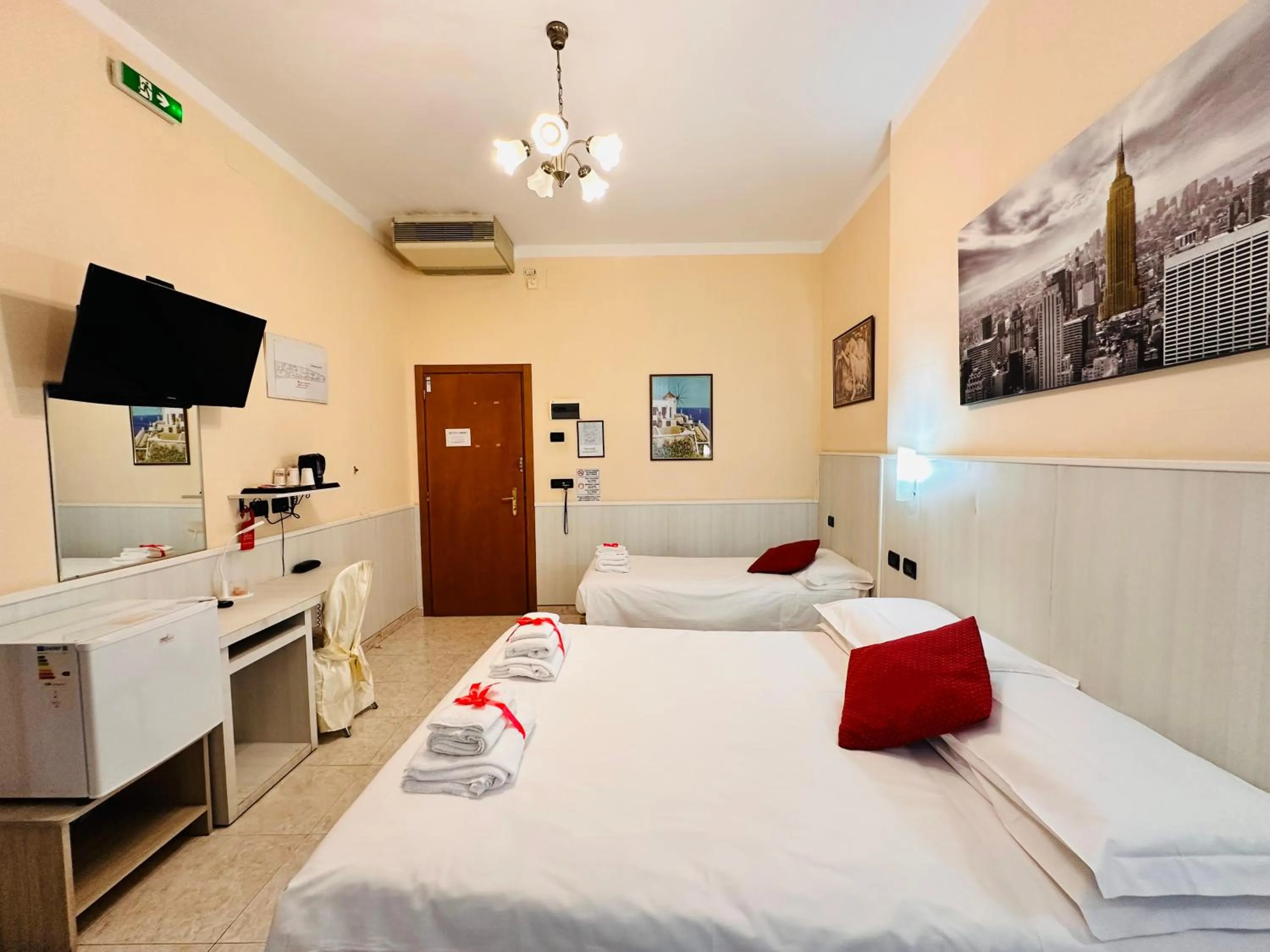 Bedroom, Bed in Hotel Galata