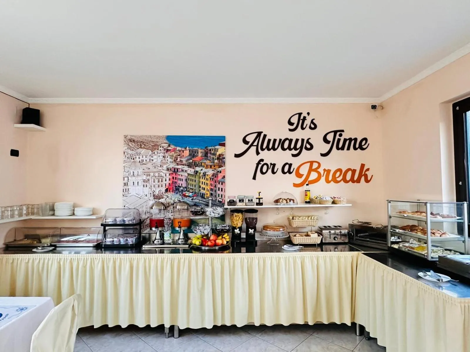 Buffet breakfast in Hotel Galata