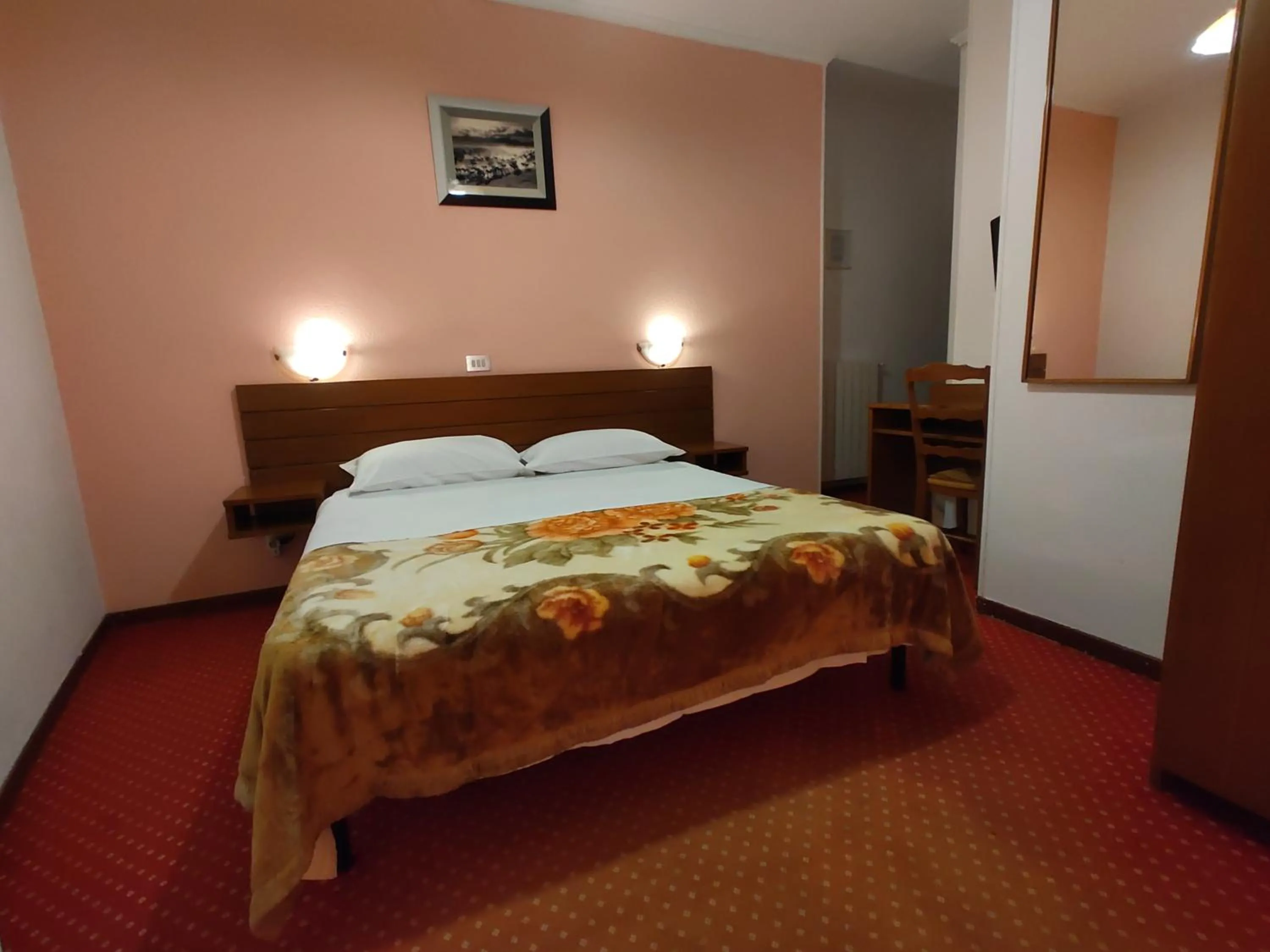 Bed in Hotel Sorriso