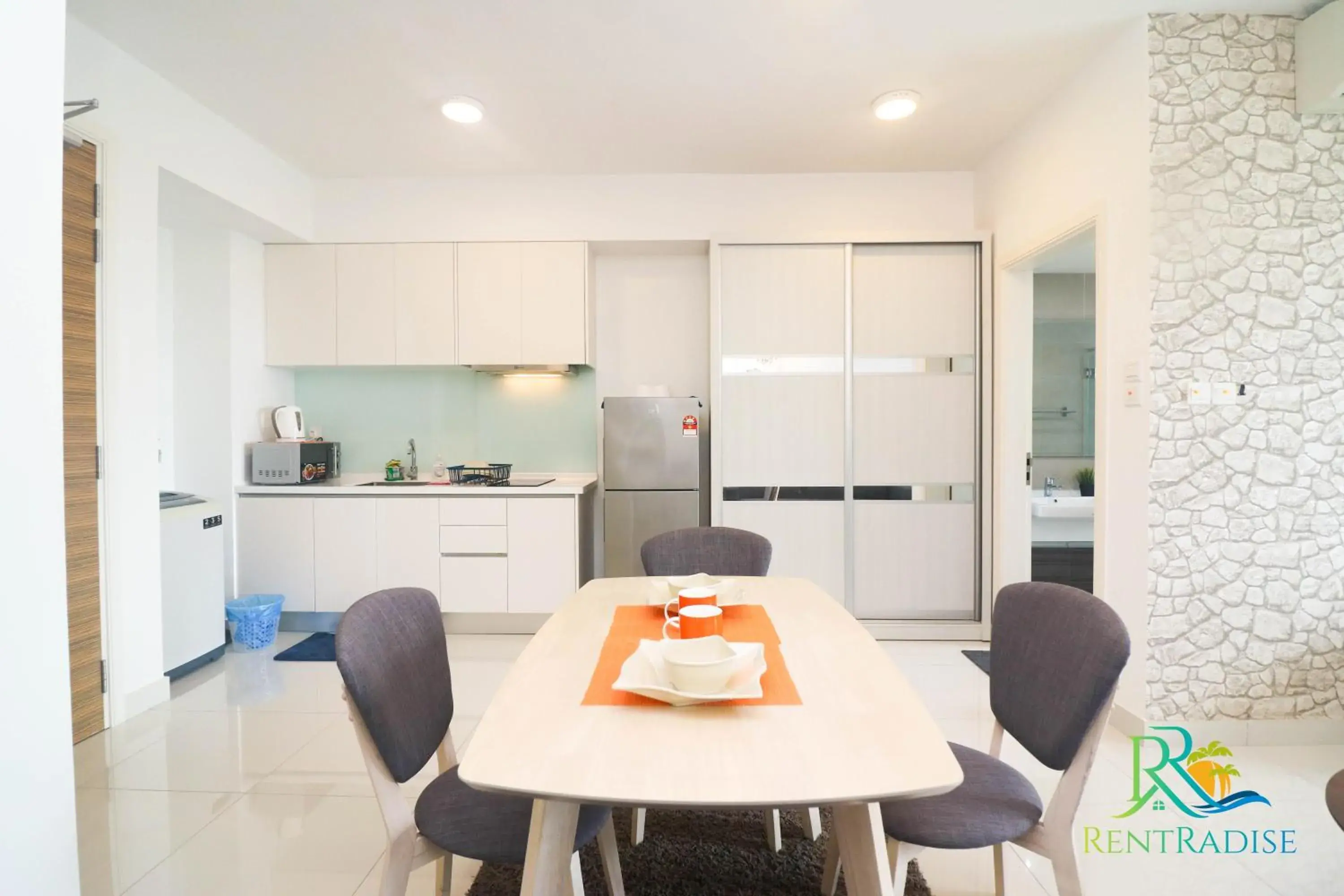 Dining area in Teega Suites @ UHA Dining area in Teega Suites @ UHA