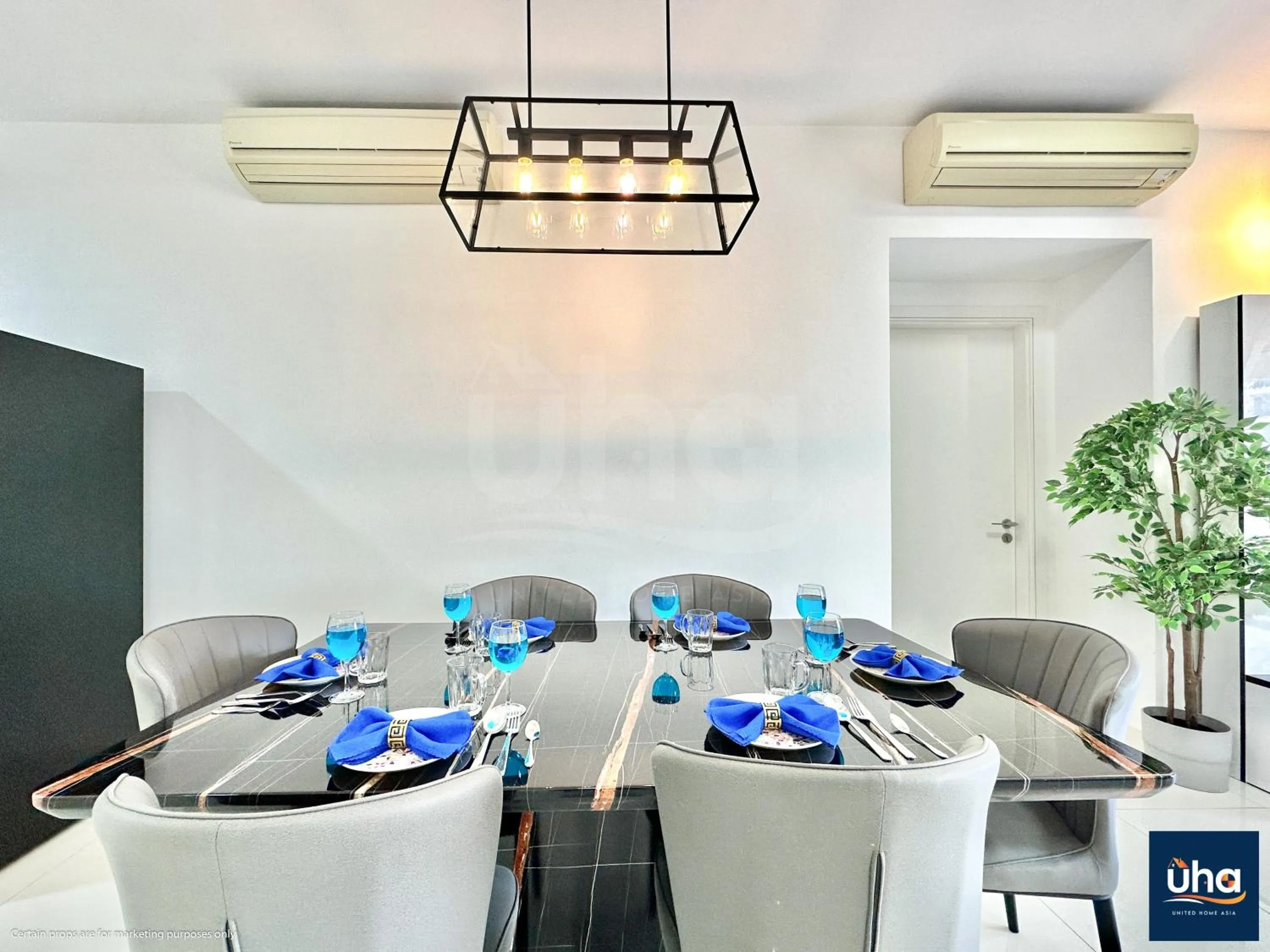 Dining area in Teega Suites @ UHA