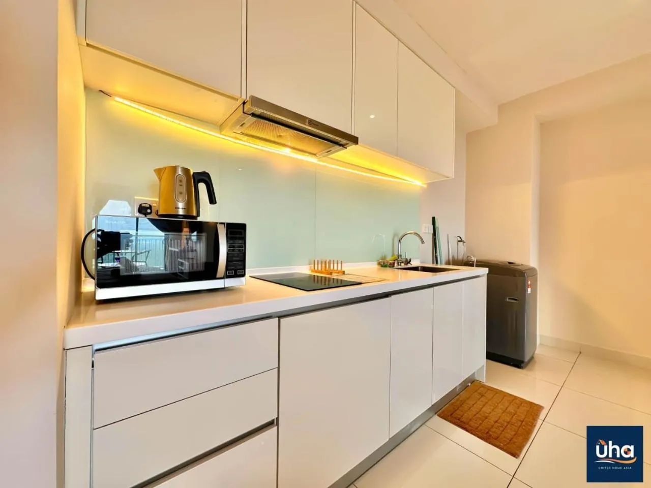 Kitchen or kitchenette in Teega Suites @ UHA