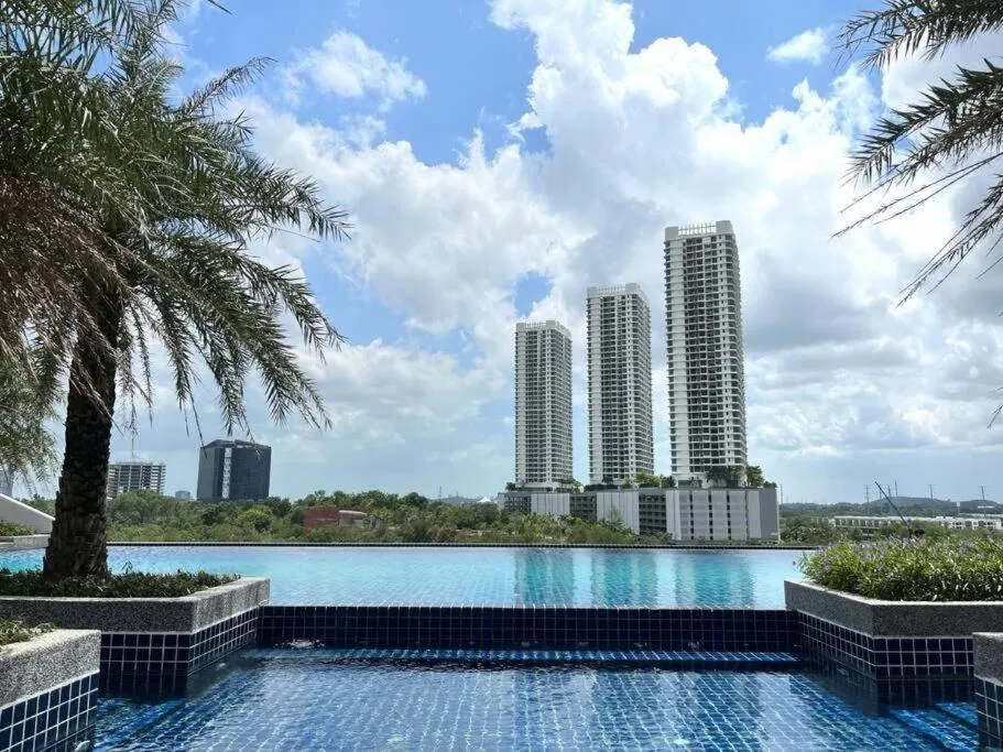 Property building in Meridin Medini Iskandar Puteri @ UHA