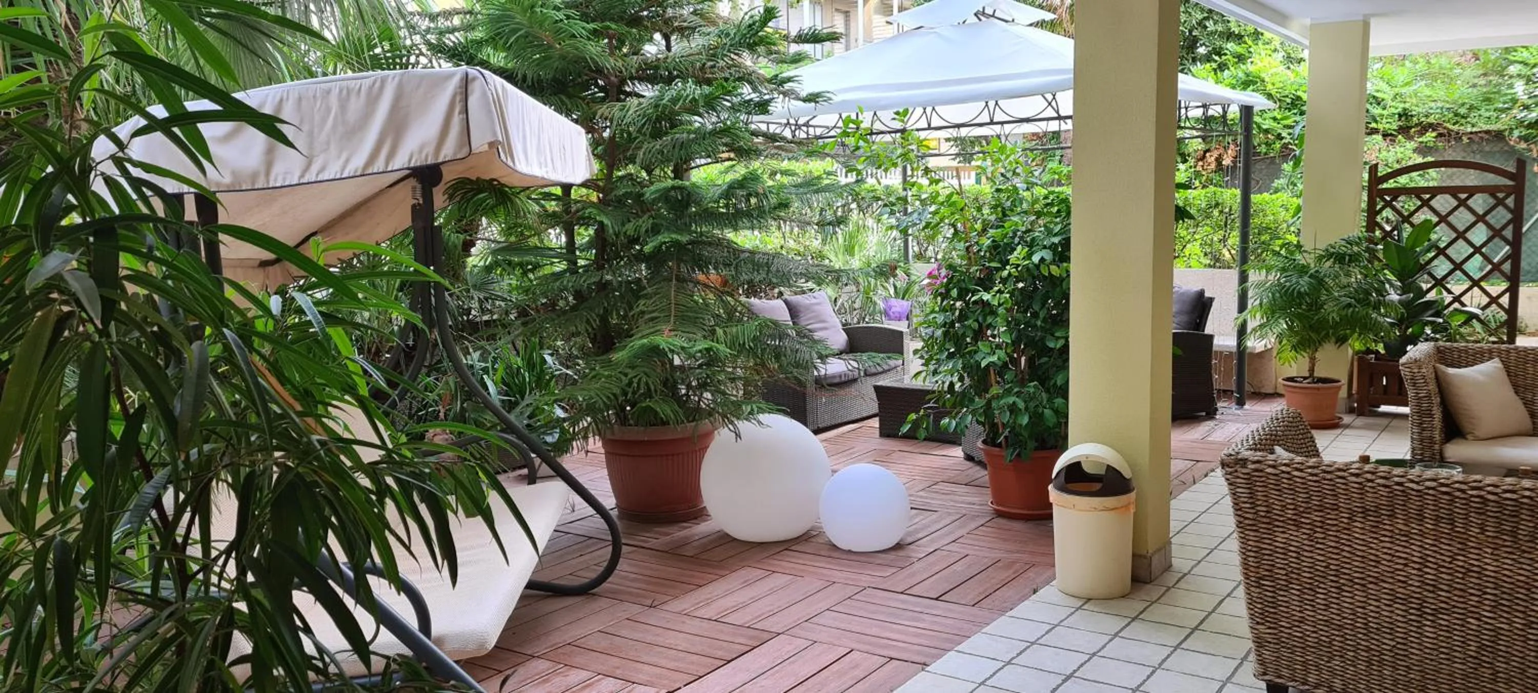Patio in Hotel Beppe