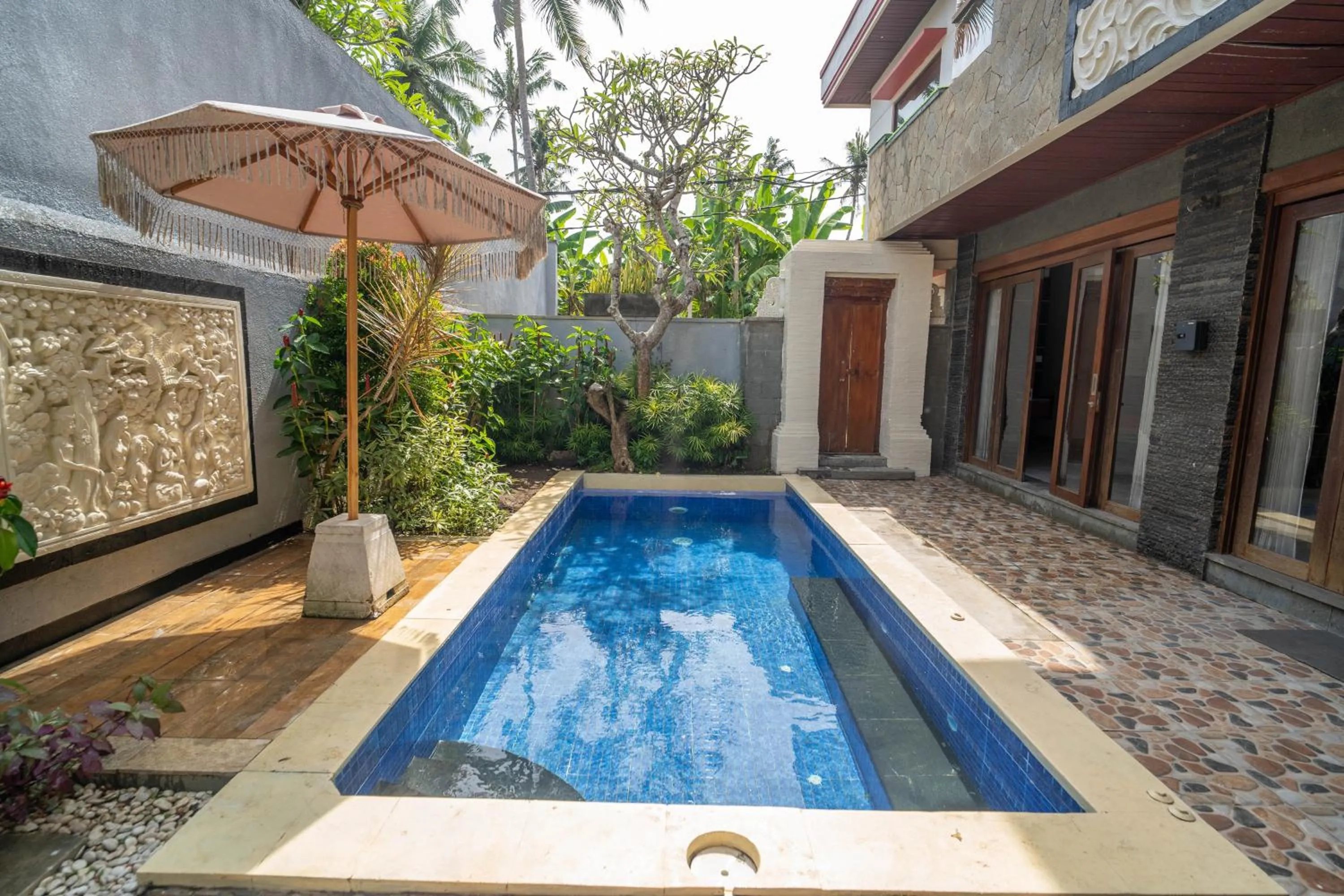 Swimming pool in Kayangan Saba Villa