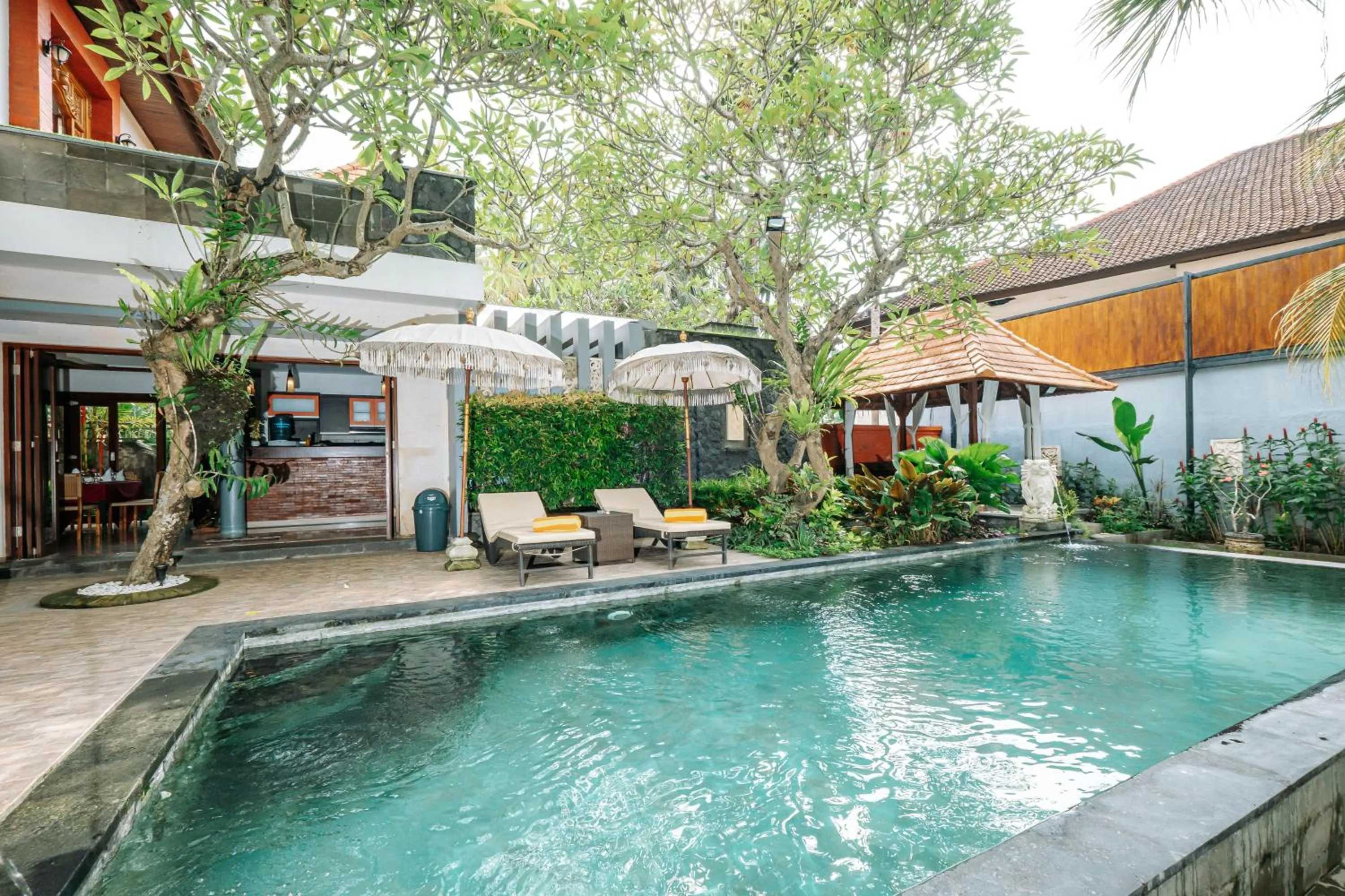 Swimming pool in Kayangan Saba Villa