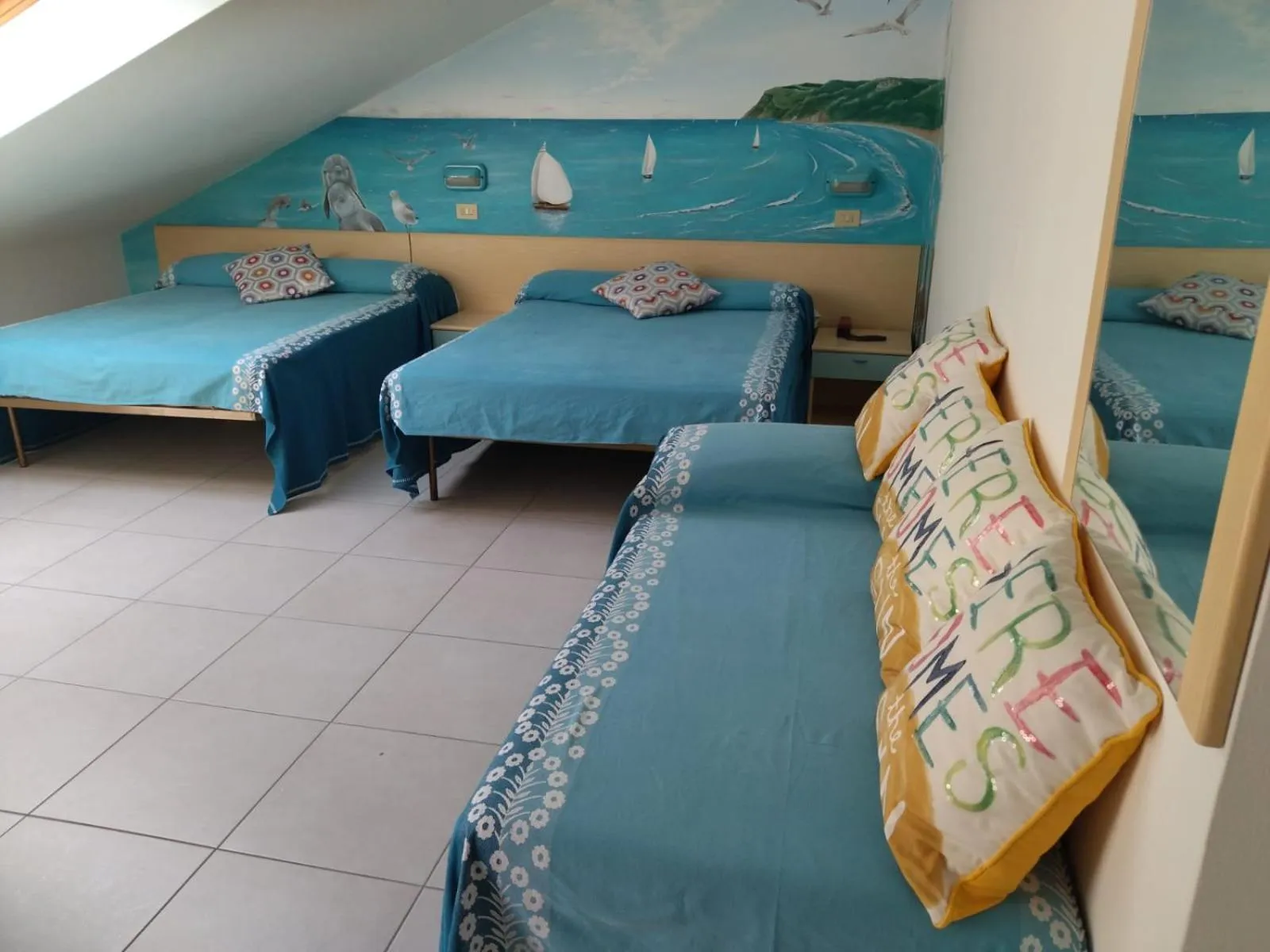 Bedroom, Bed in Hotel Des Bains