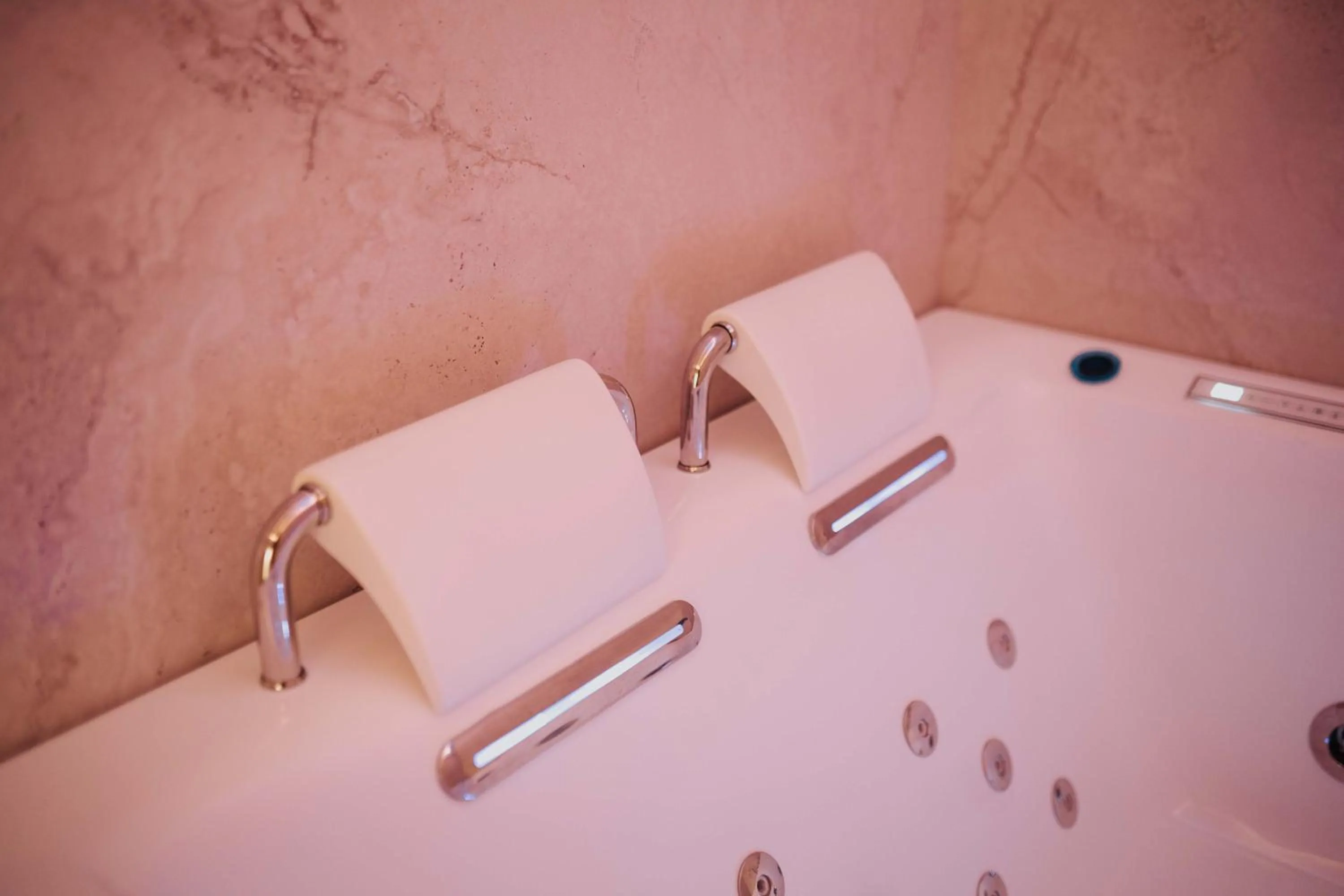 Hot Tub in Villa Adele