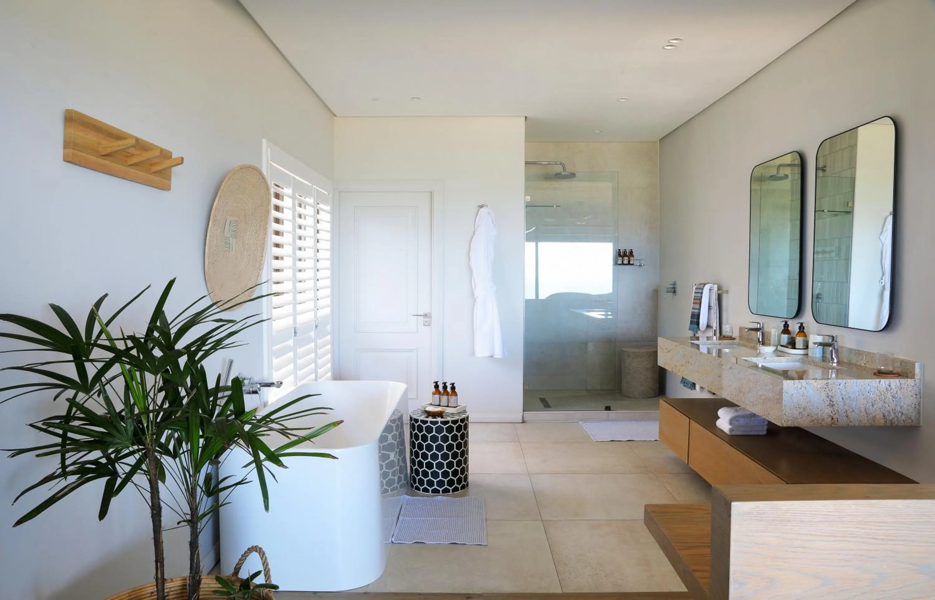 Shower in Sala Beach House