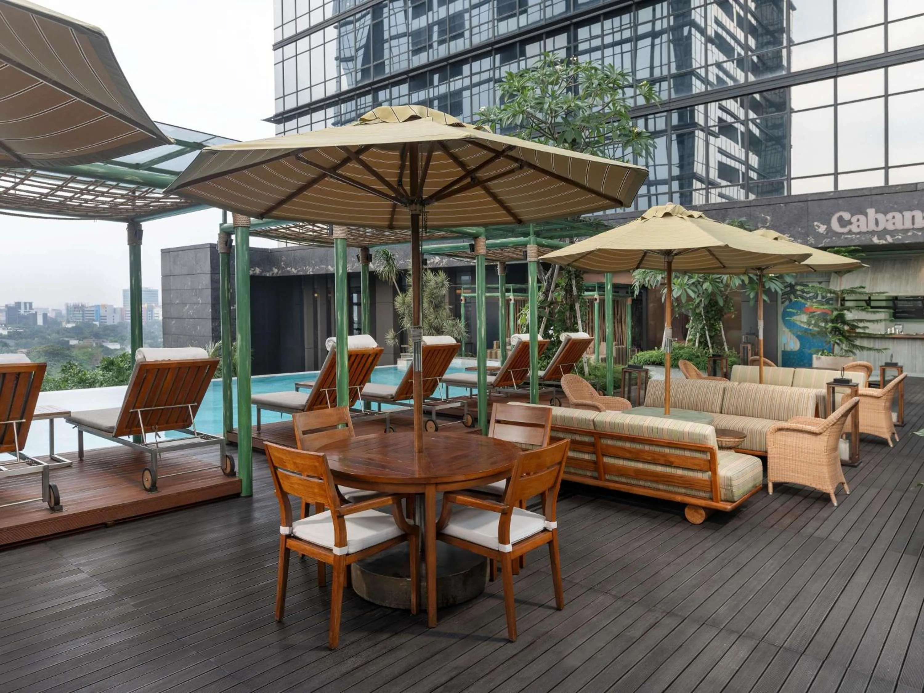 Lounge or bar in 25hours Hotel Jakarta The Oddbird