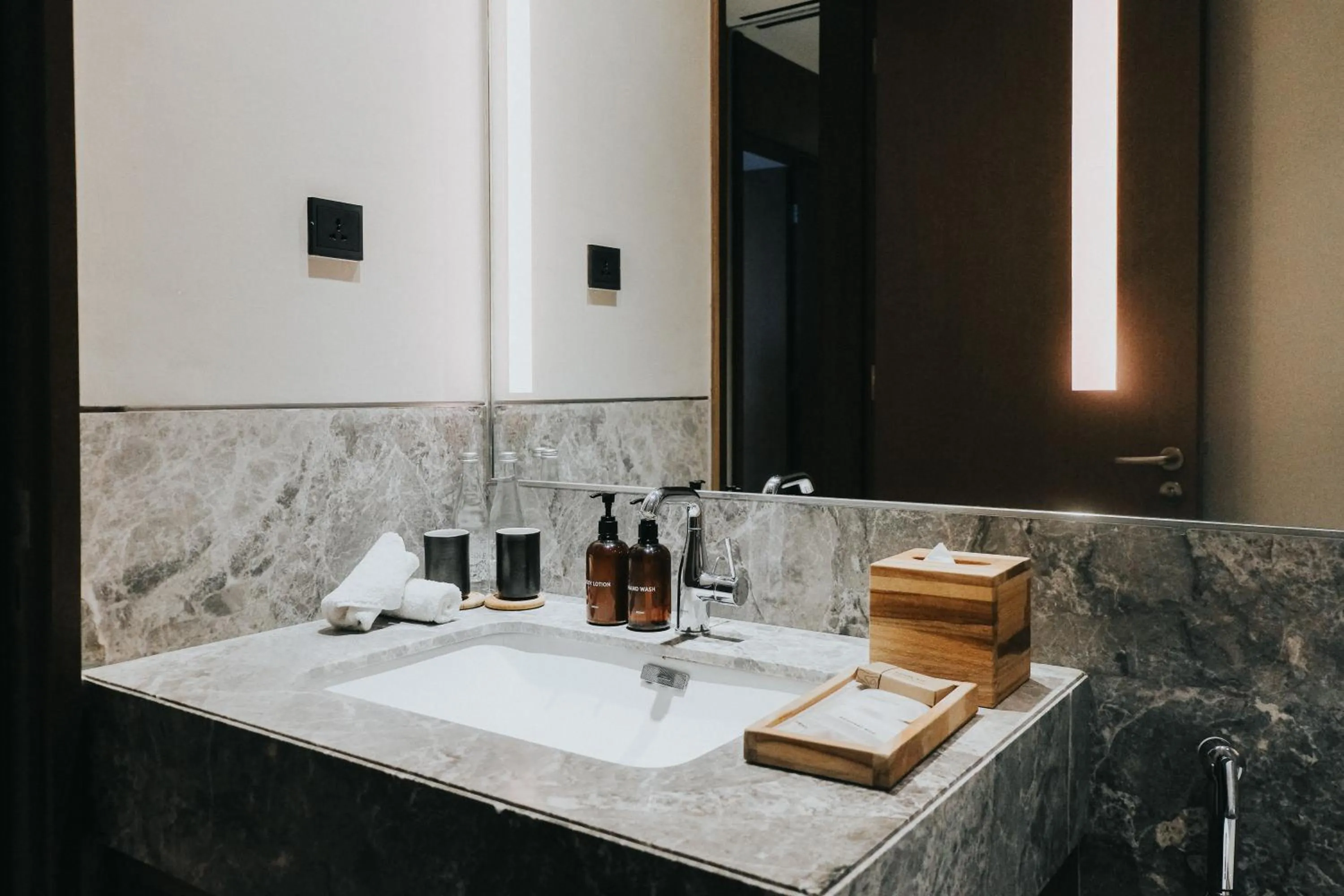 Bathroom in 25hours Hotel Jakarta The Oddbird