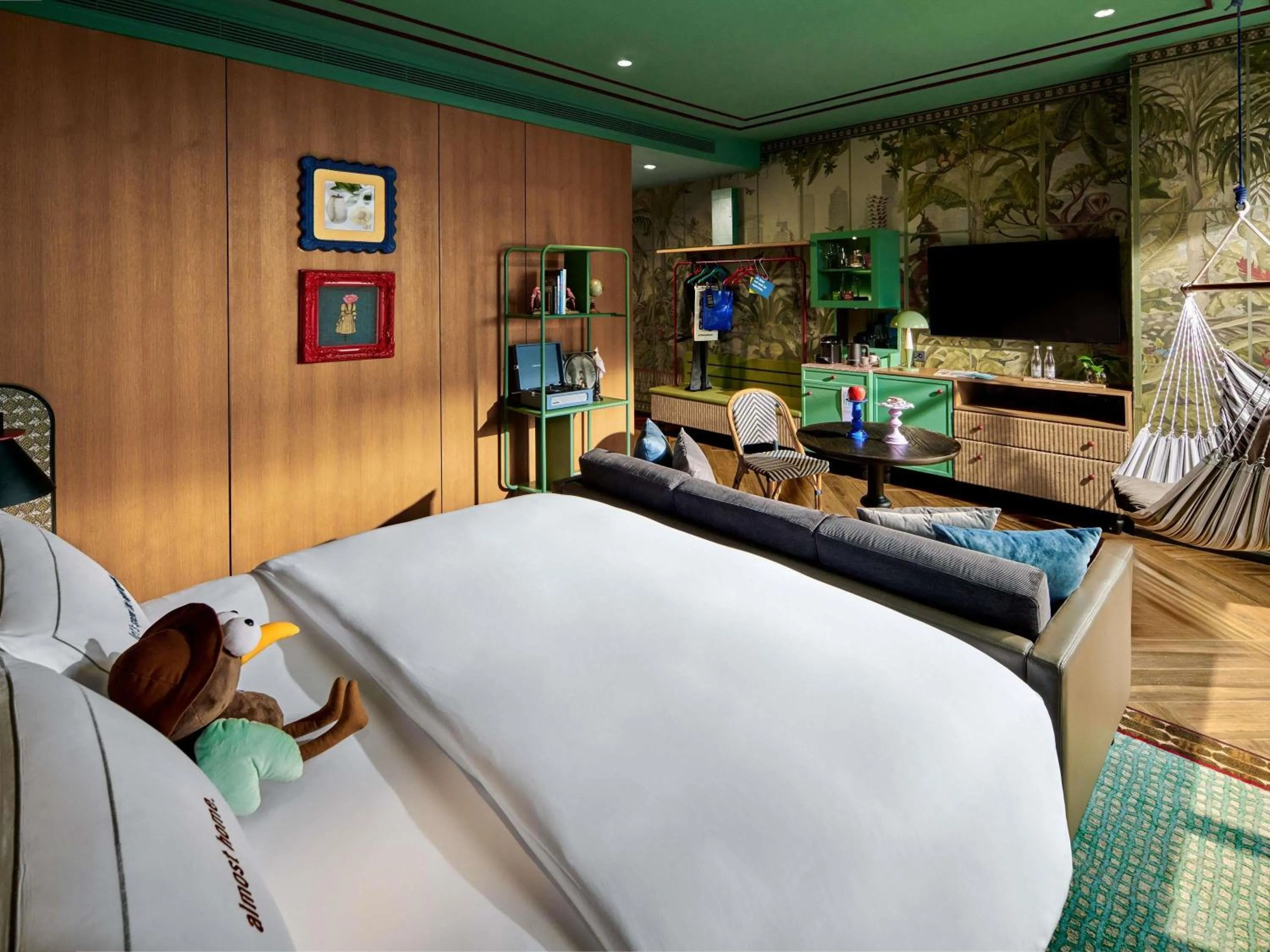 Bedroom, Bed in 25hours Hotel Jakarta The Oddbird