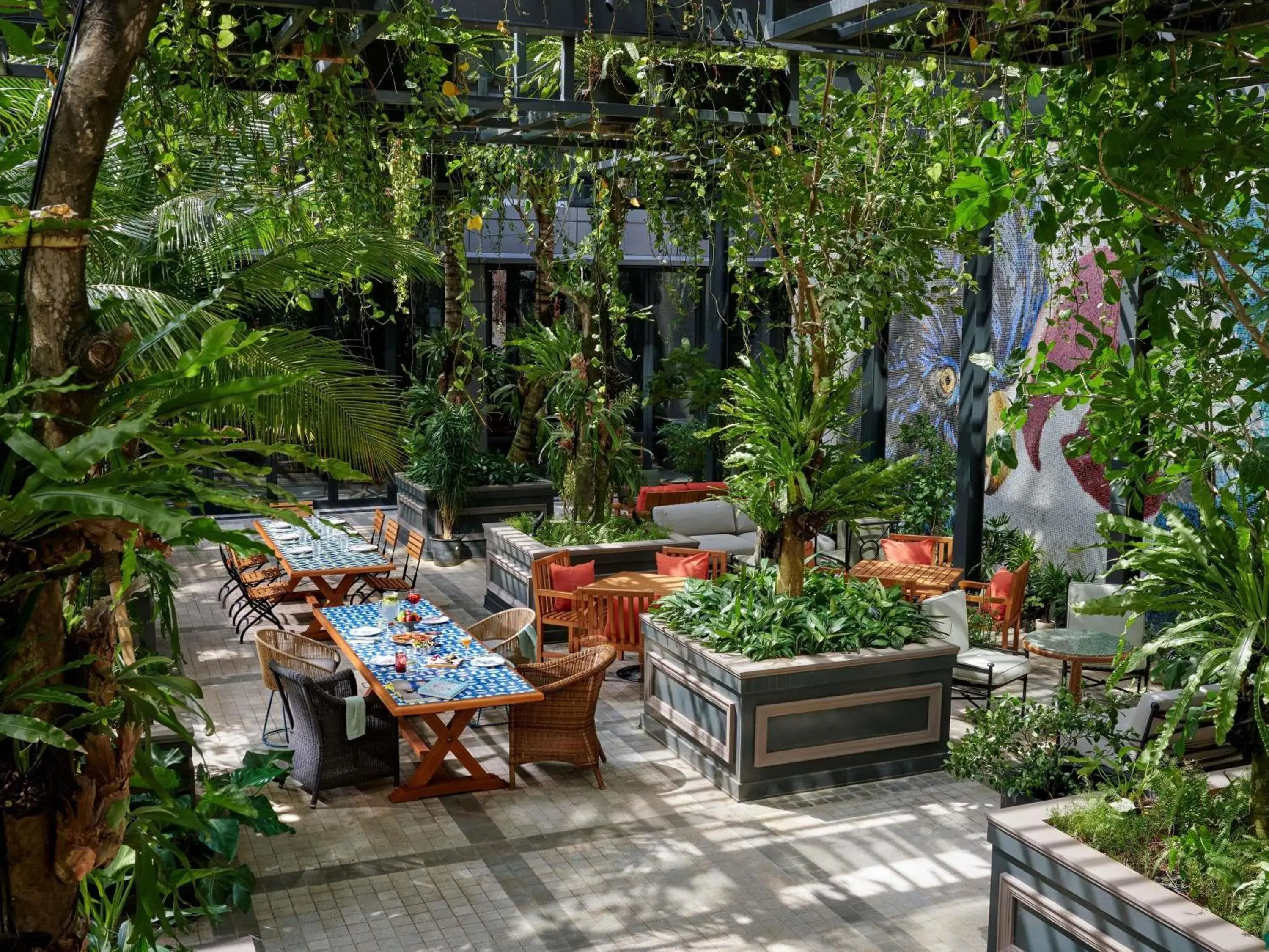 Restaurant/places to eat in 25hours Hotel Jakarta The Oddbird Restaurant/places to eat in 25hours Hotel Jakarta The Oddbird