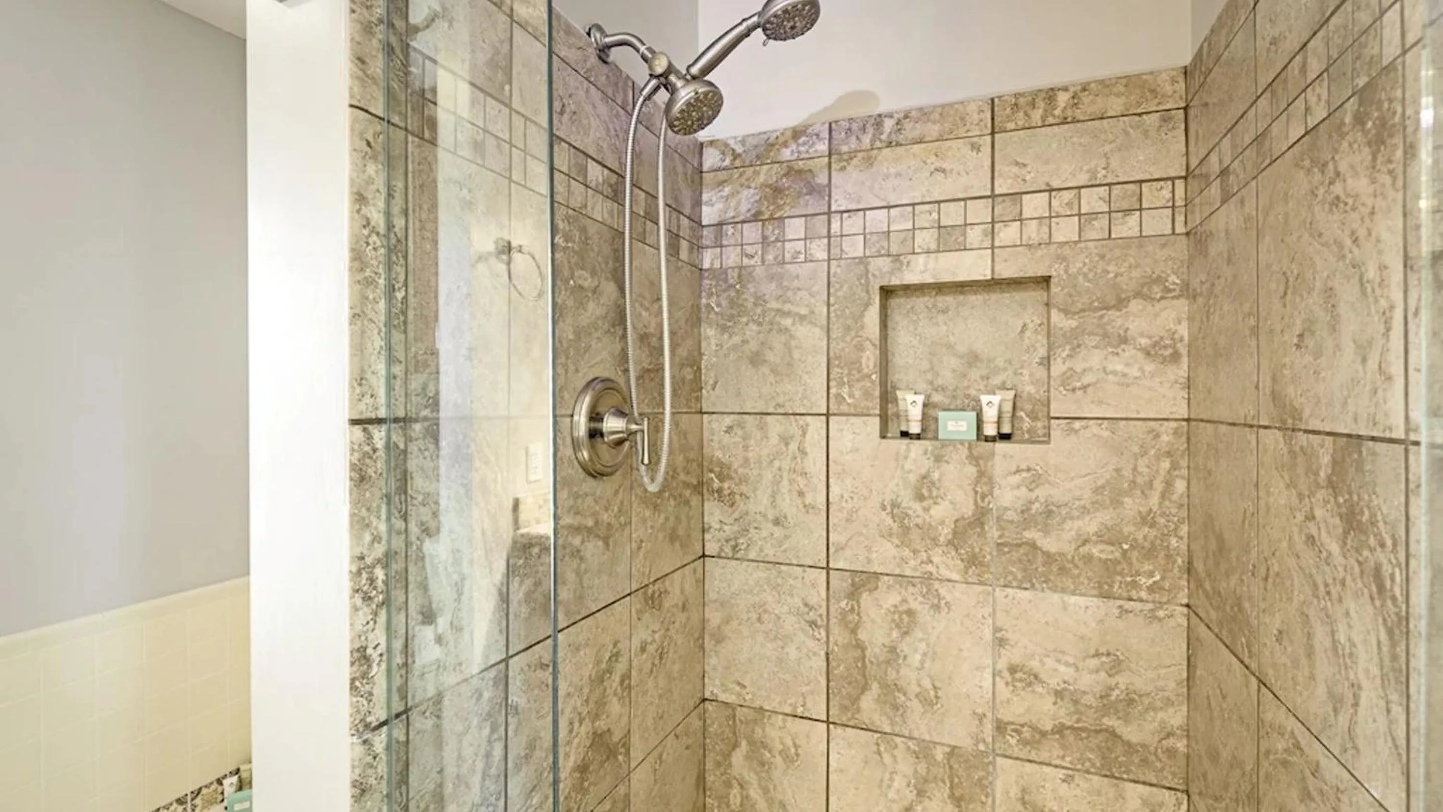 Other in Fountain HiIls 4 Bdrm wBreathtaking Views Pool