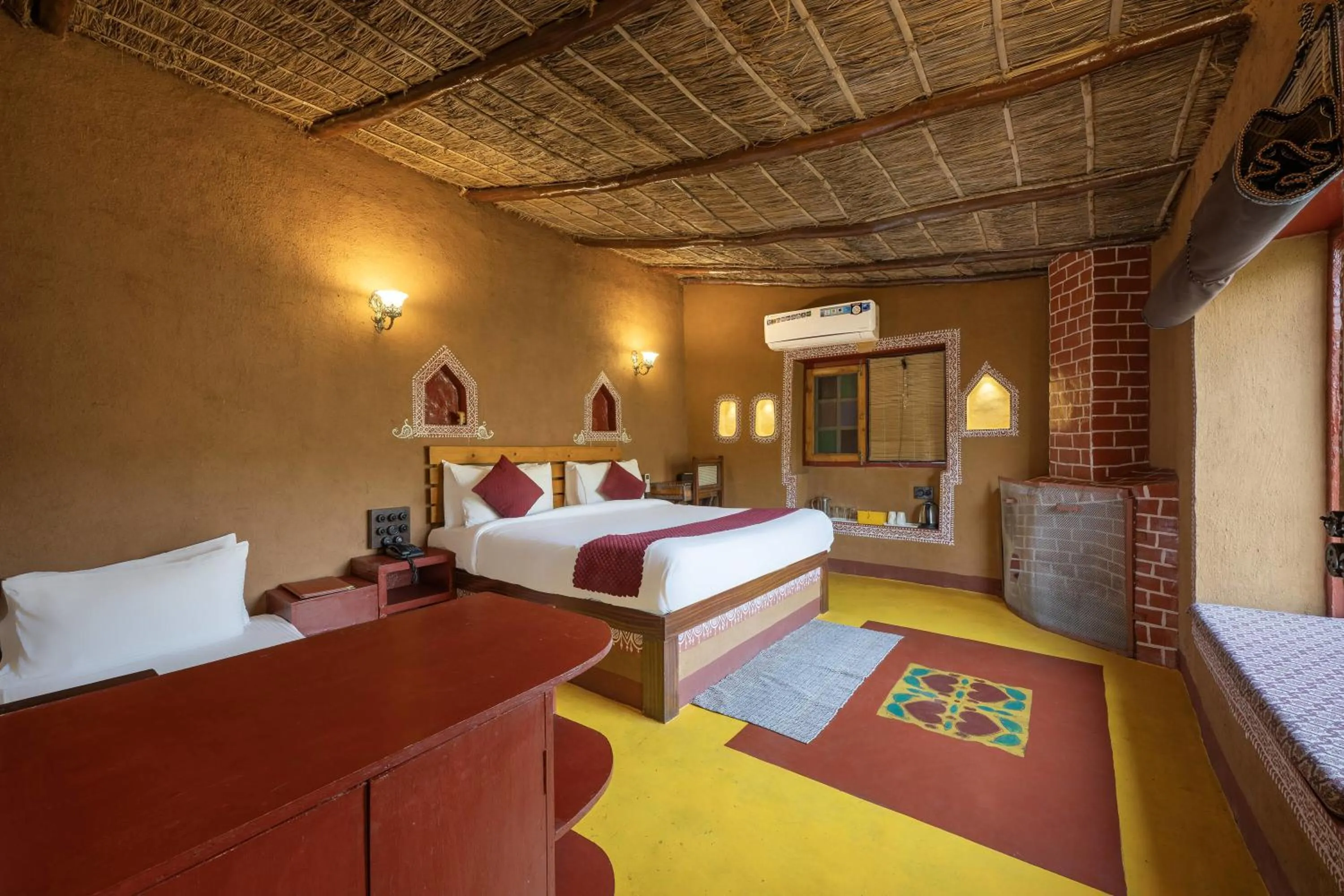 Photo of the whole room, Bed in A Kasauli Ggaon by Echor