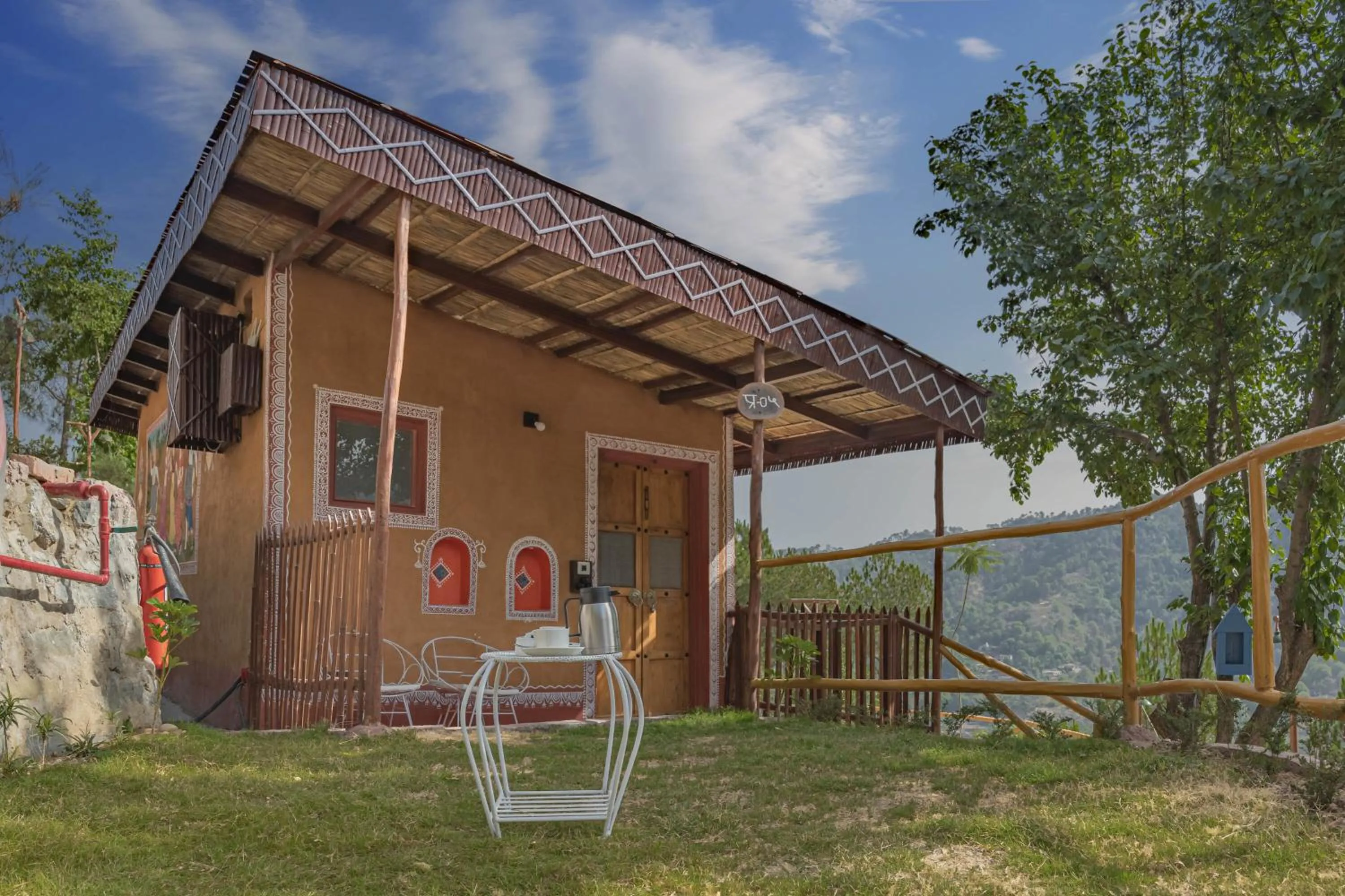 Garden in A Kasauli Ggaon by Echor