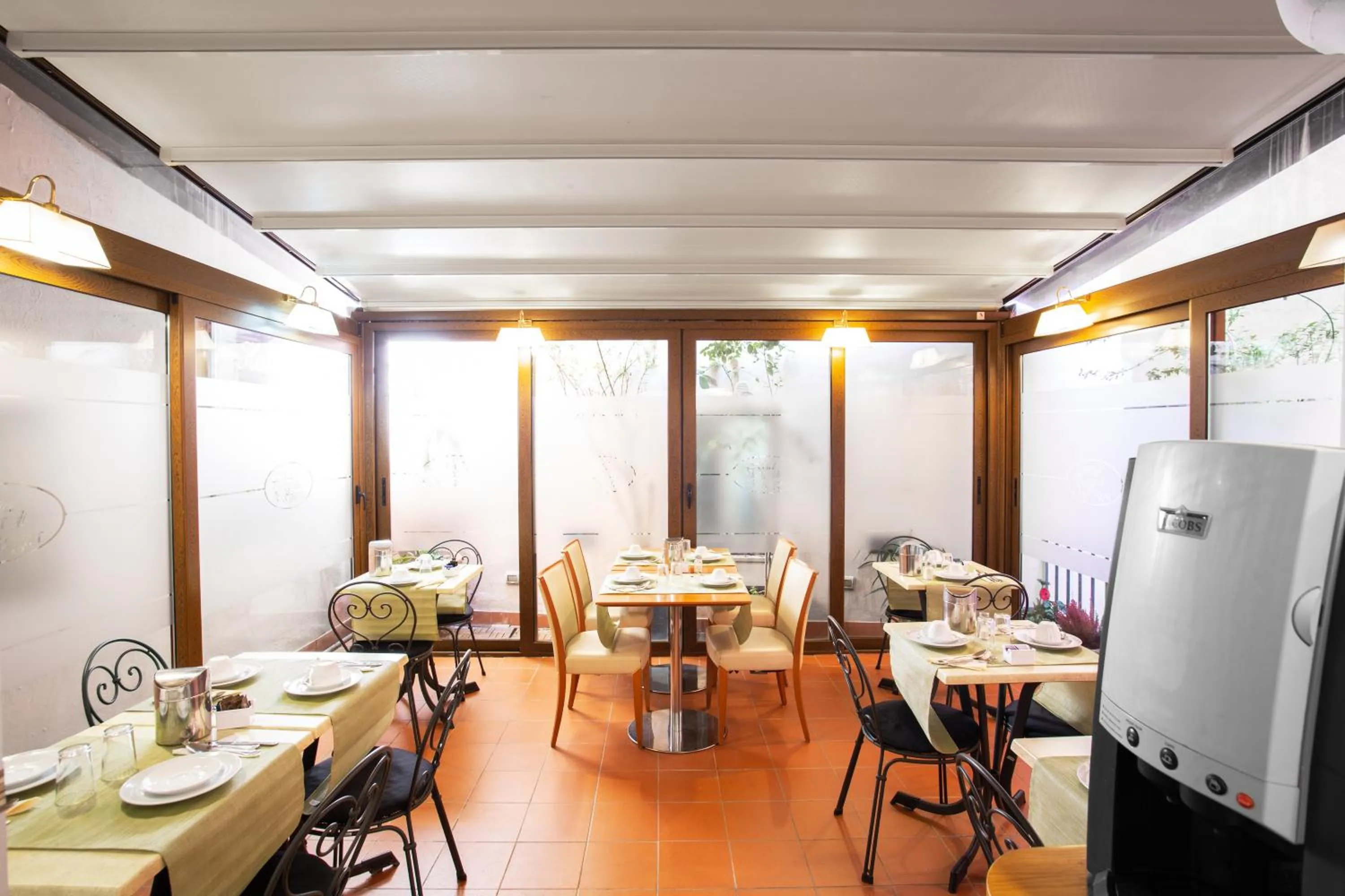 Breakfast in Hotel Piazza Di Spagna