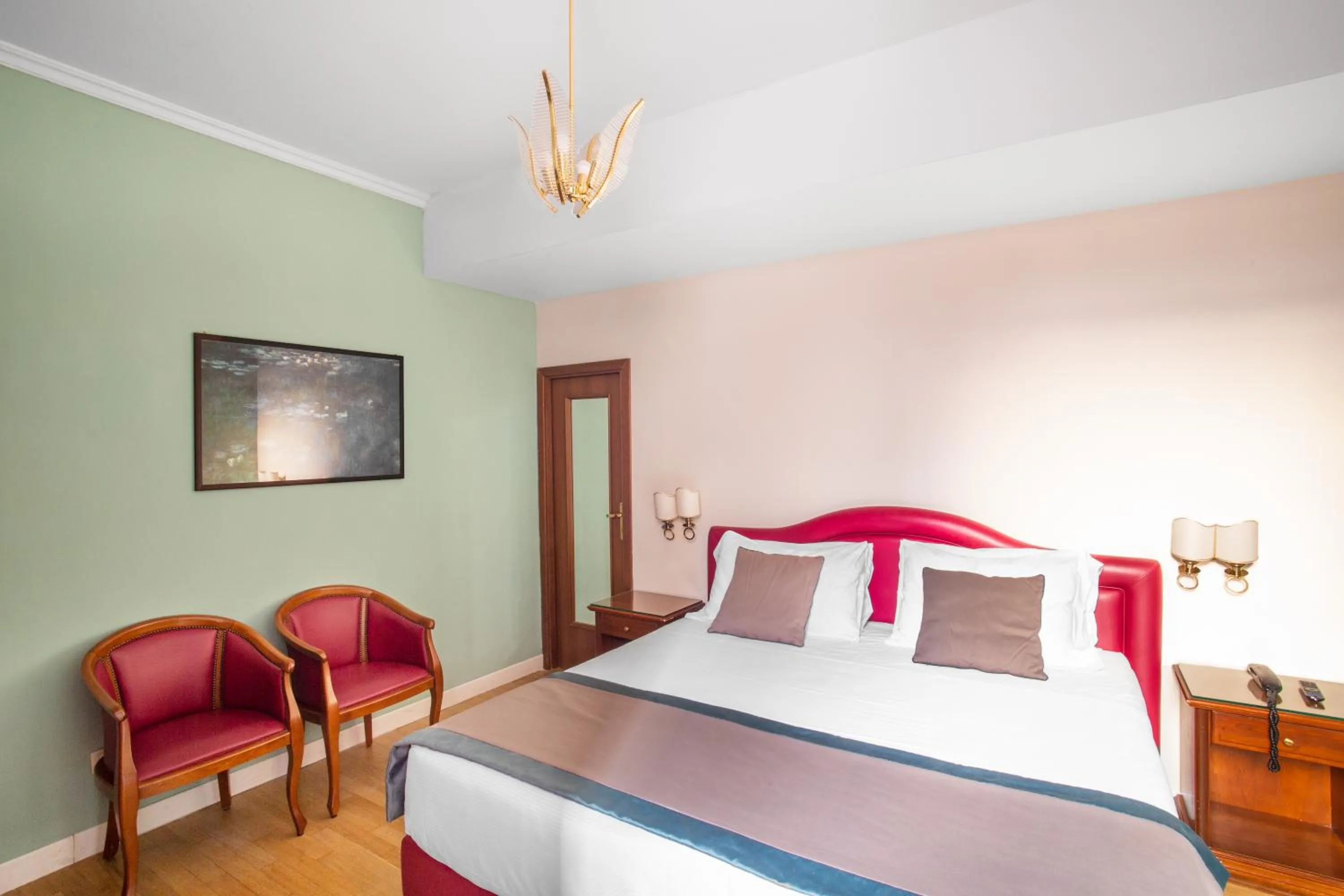 Bed in Hotel Piazza Di Spagna