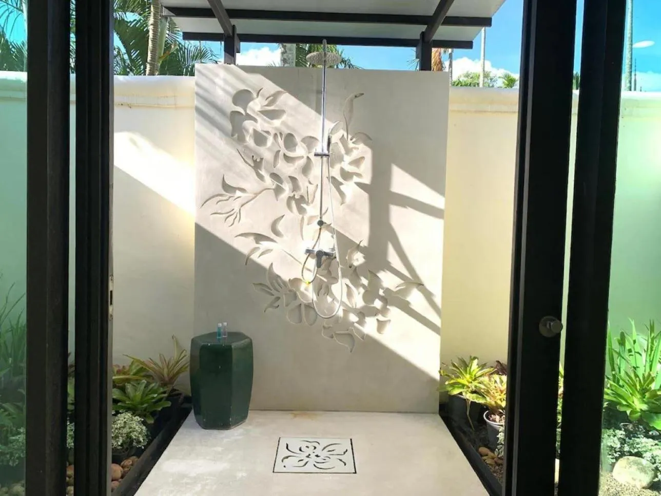 Shower in Siamdasada Khaoyai