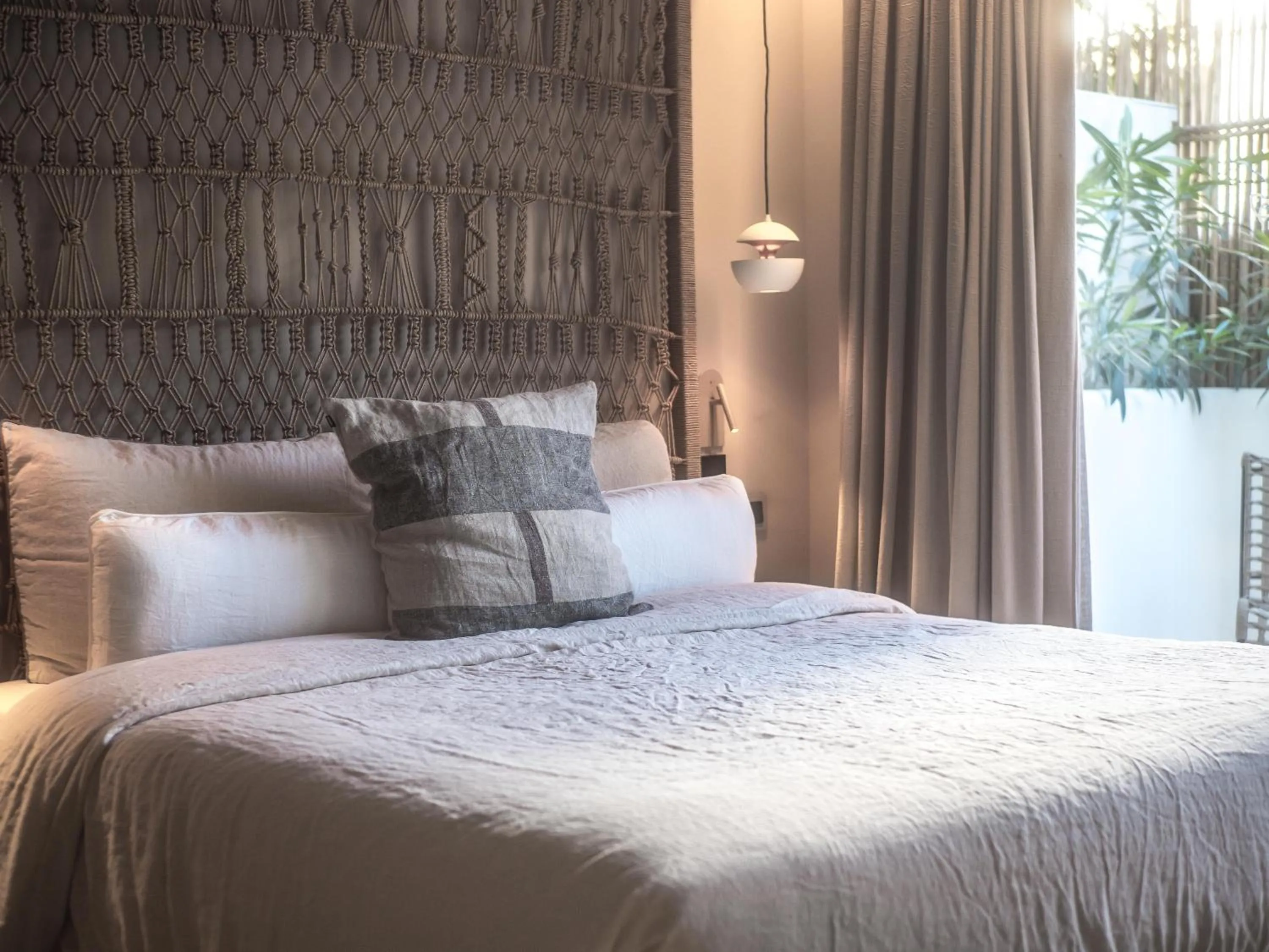 Photo of the whole room, Bed in Barefoot Hotel Mallorca