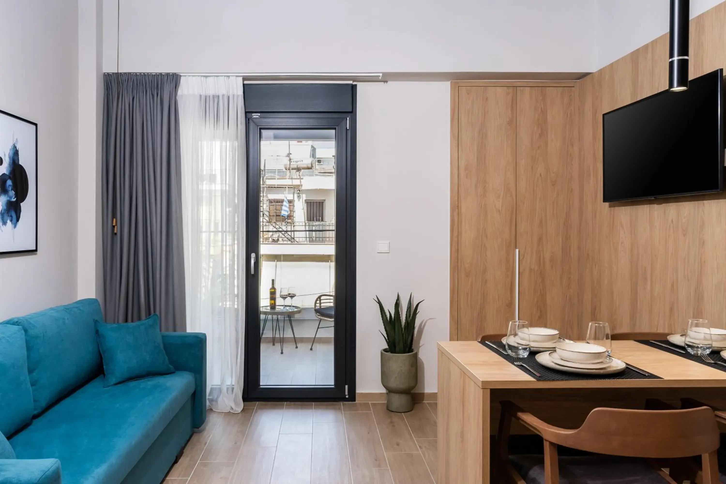 Deluxe Suite in Empress Luxury Residences Deluxe Suite in Empress Luxury Residences