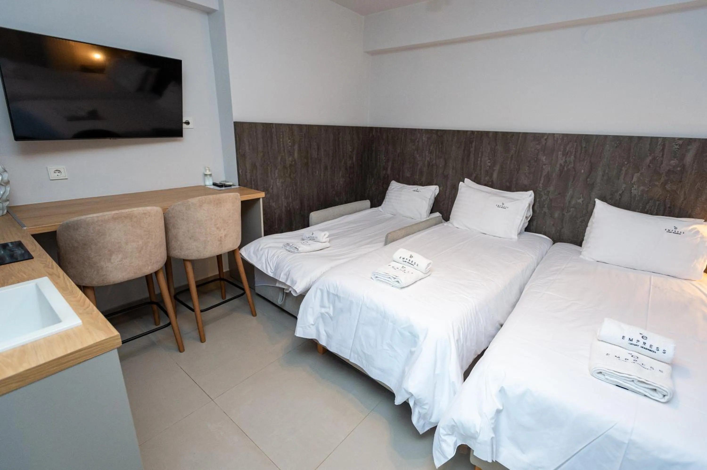 Bed in Empress Luxury Residences