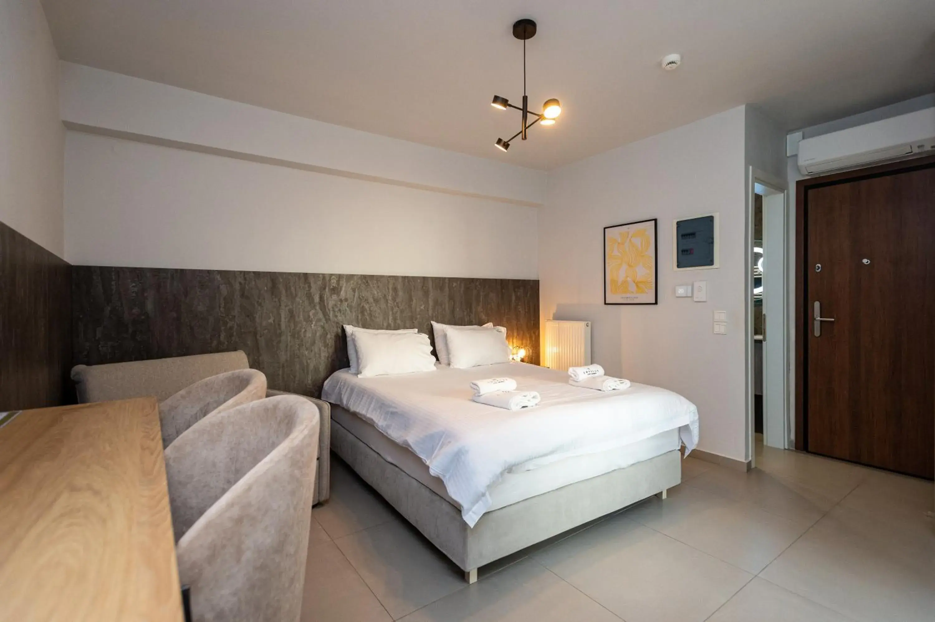 Bed in Empress Luxury Residences Bed in Empress Luxury Residences