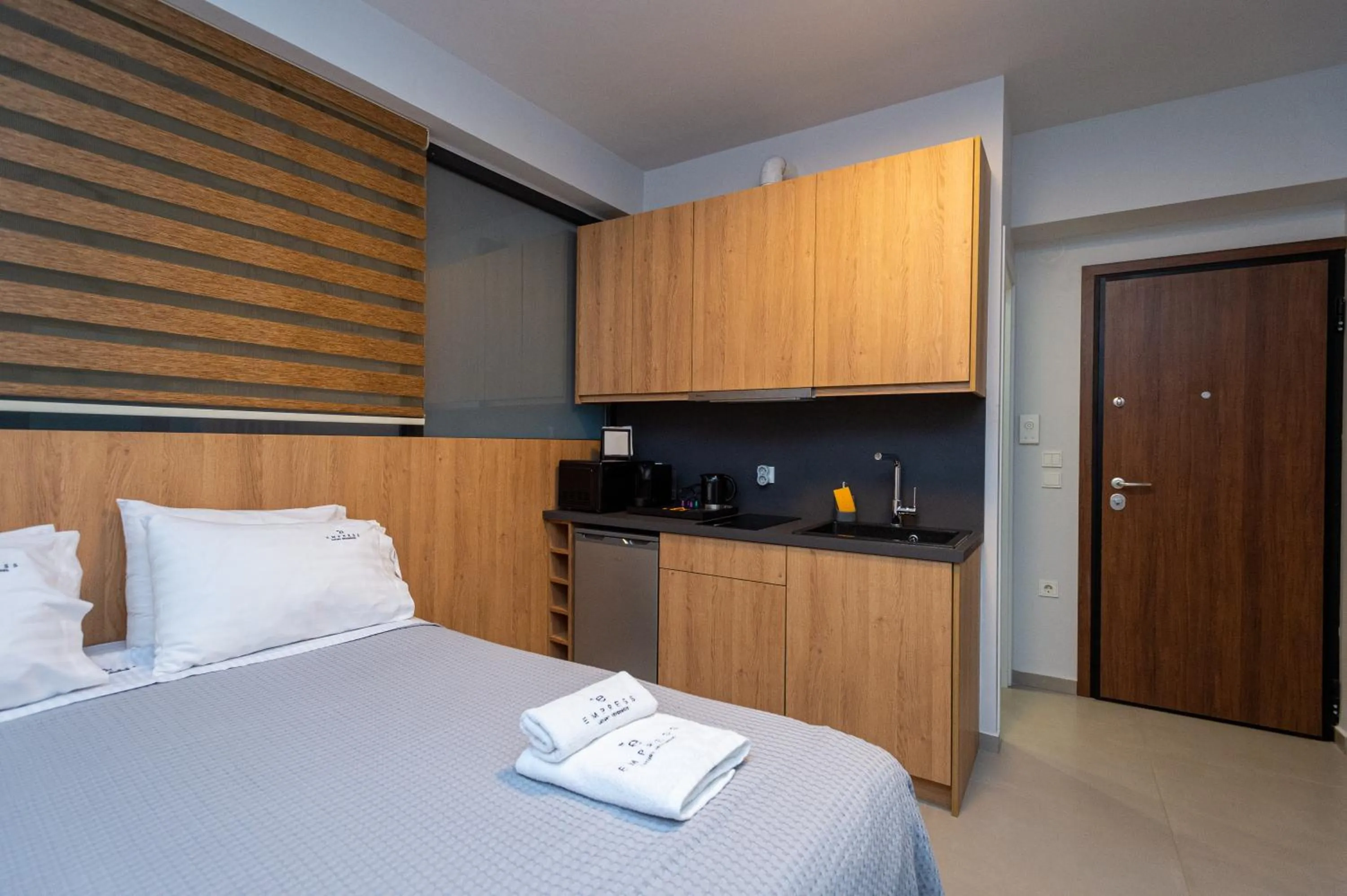 Bed in Empress Luxury Residences