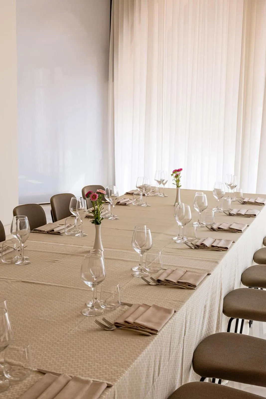 Meeting/conference room in B&B HOTEL Habitat Giussano