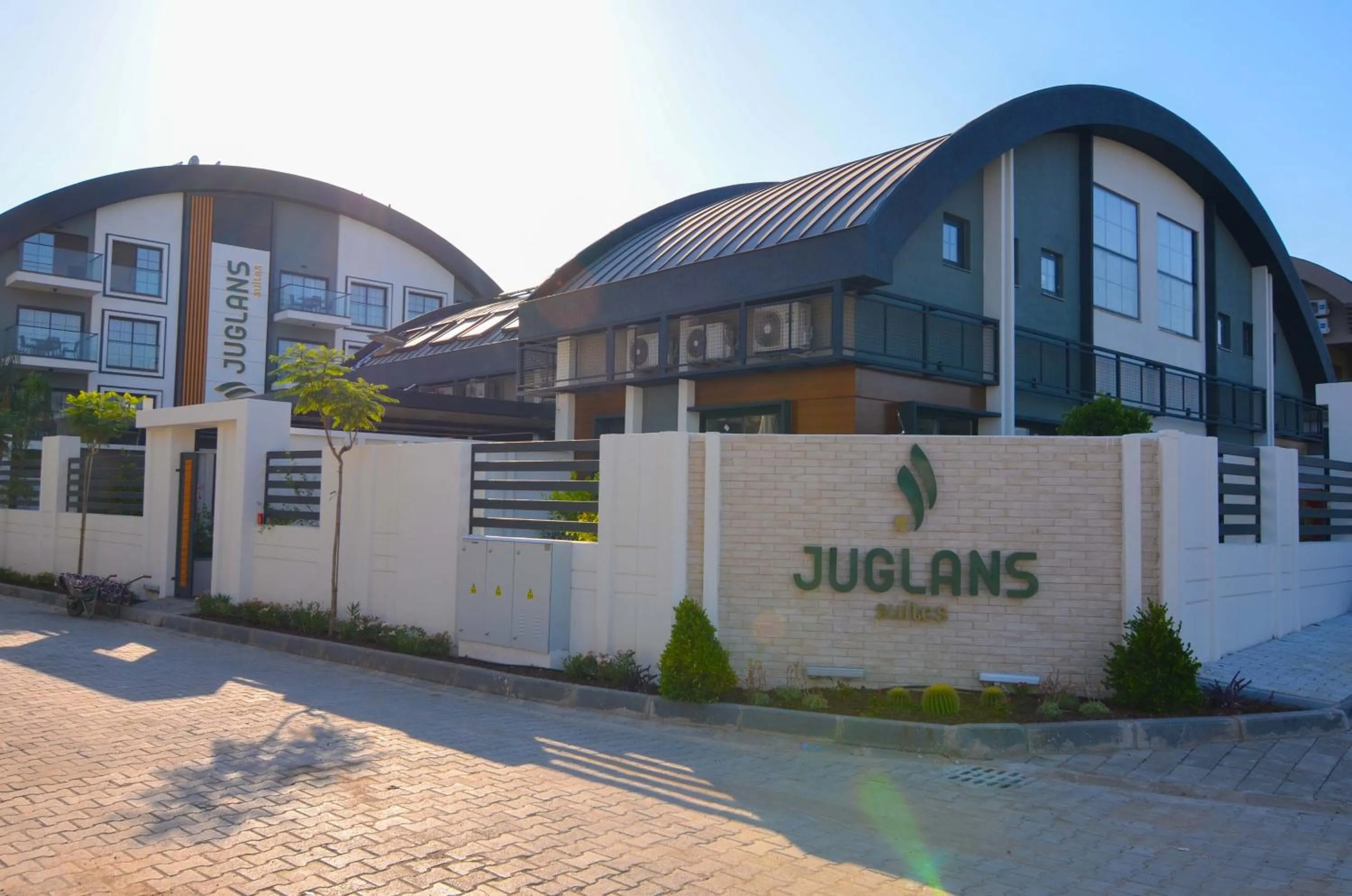 Property building in Juglans Suites
